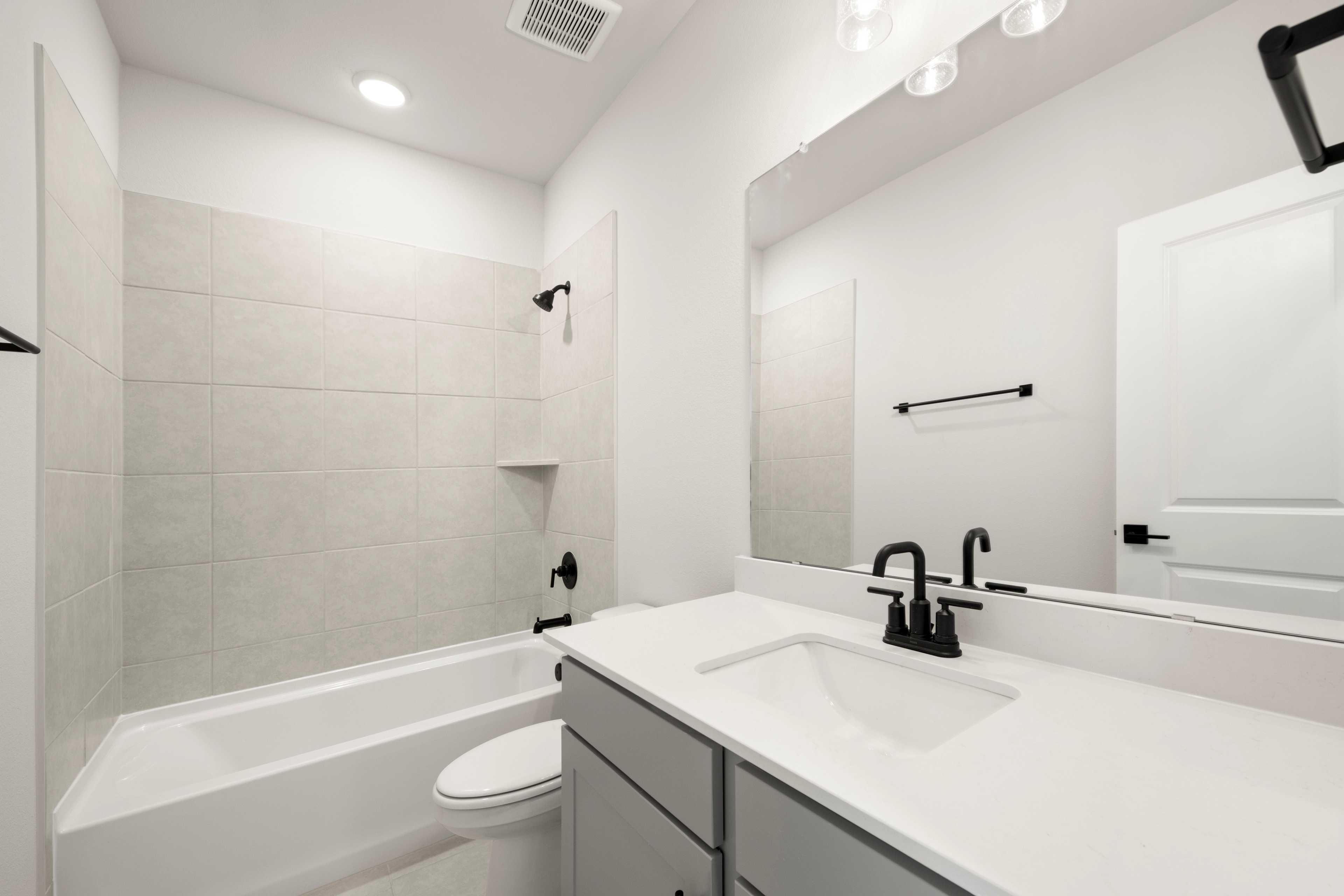 Image 5 of Davidson Homes' New Home at 218 Briarwood Drive