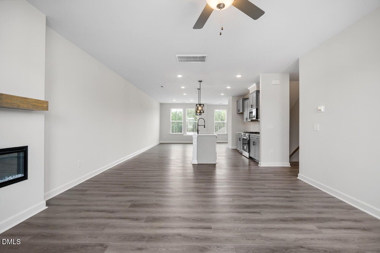 Image 15 of Davidson Homes' New Home at 407 Bahia Drive