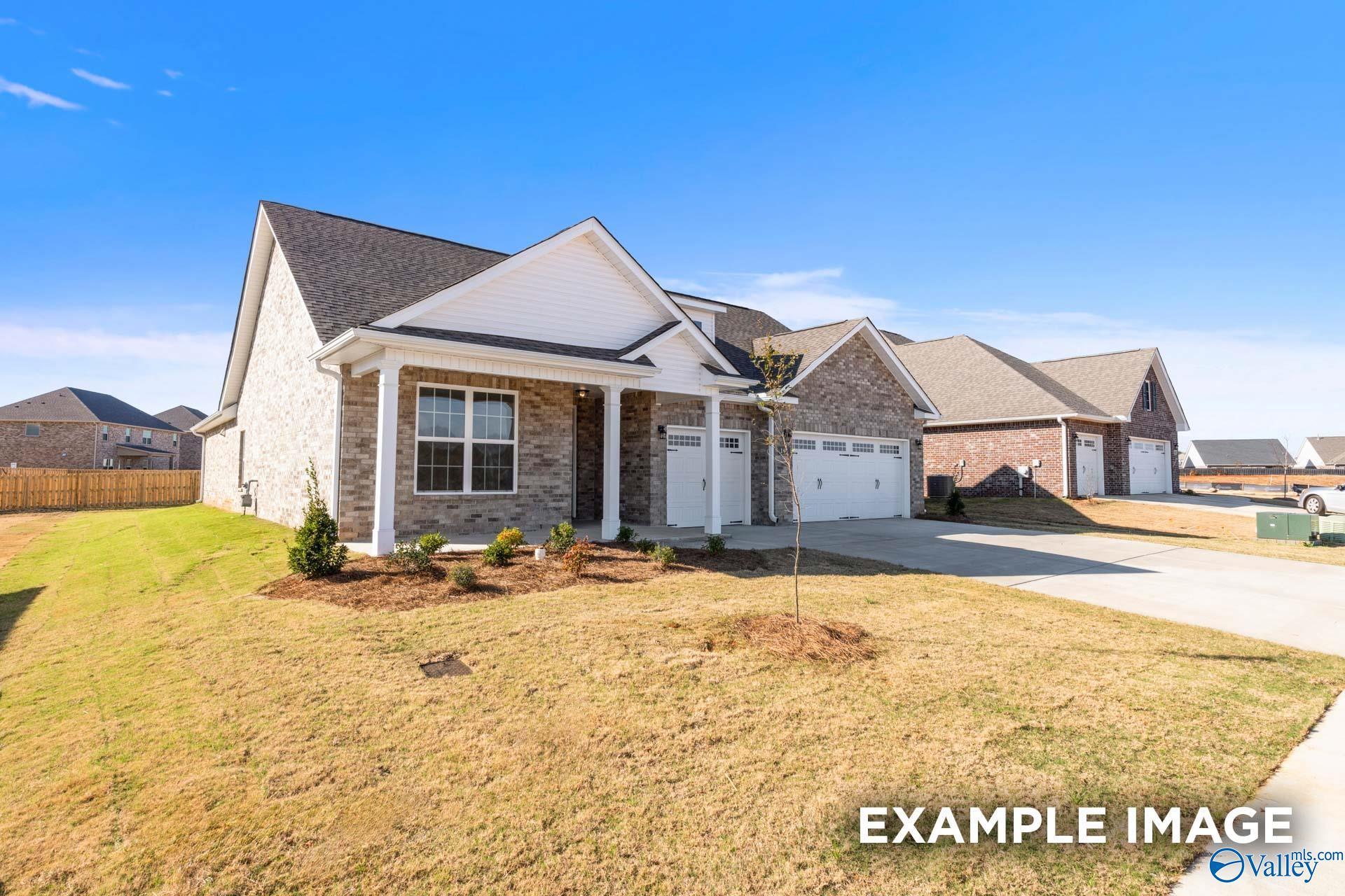 Image 4 of Davidson Homes' New Home at 140 Cowdray Circle