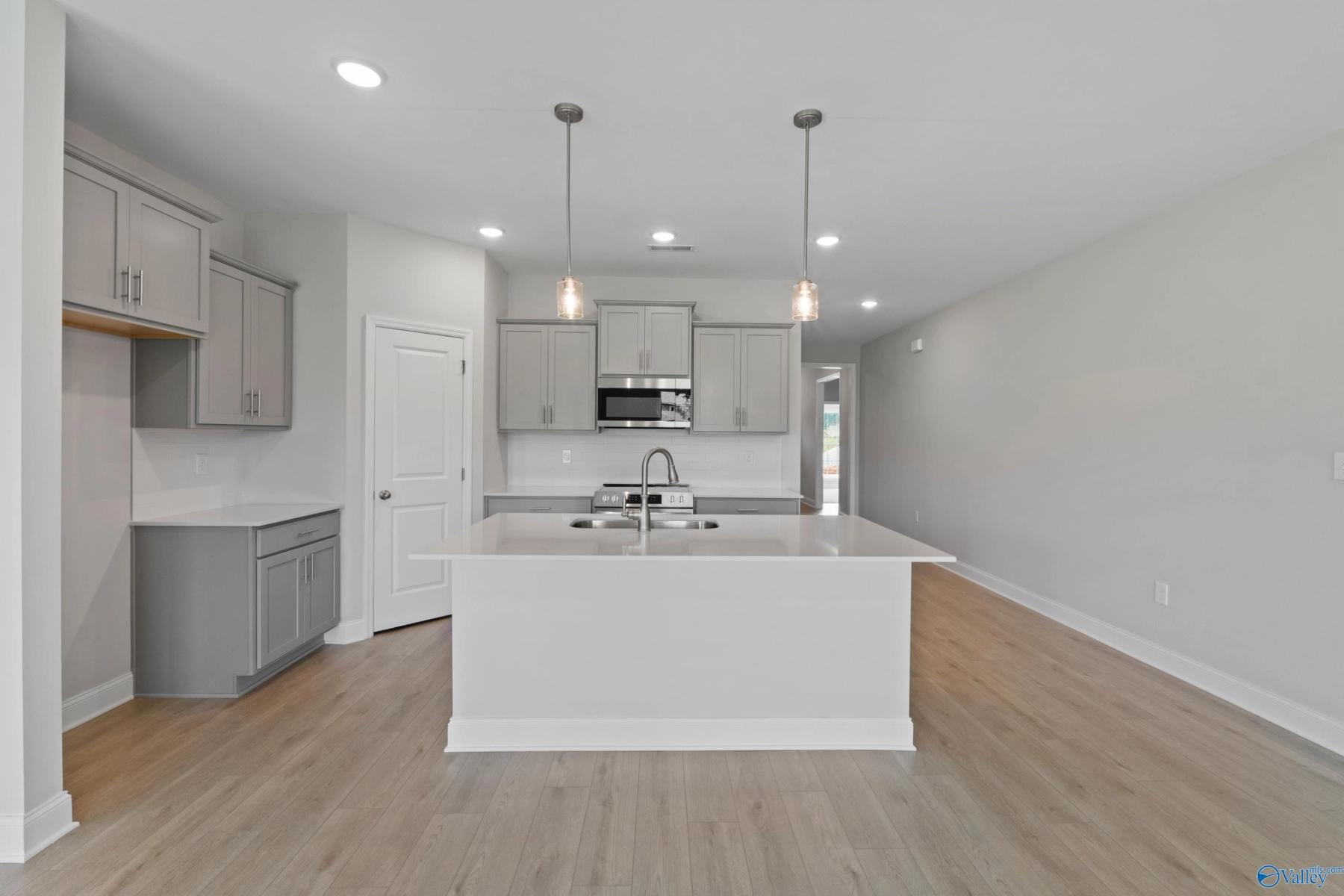 Image 10 of Davidson Homes' New Home at 155 Heritage Lakes Boulevard