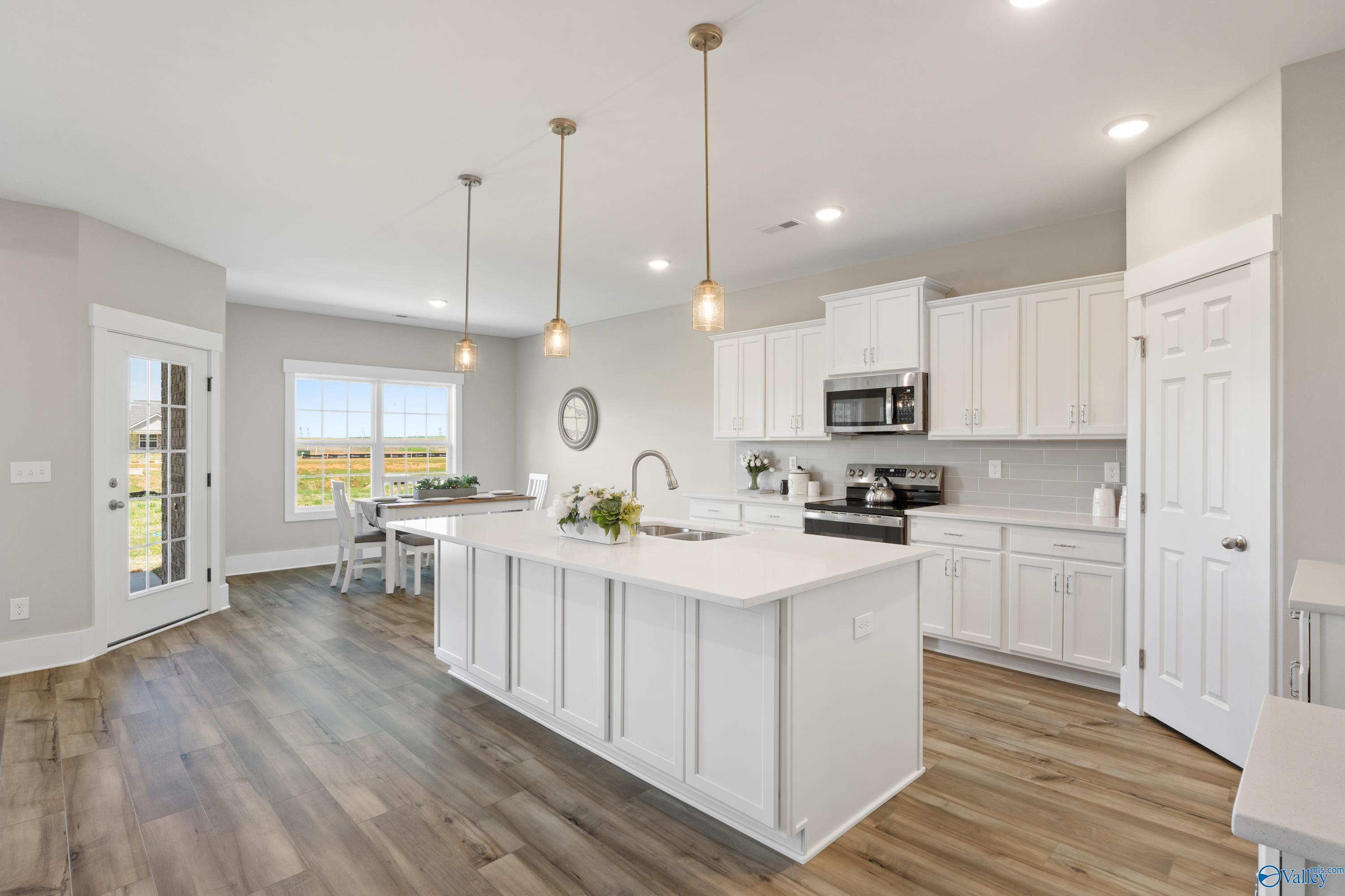 Image 25 of Davidson Homes' New Home at 29636 Limestone Creek Way