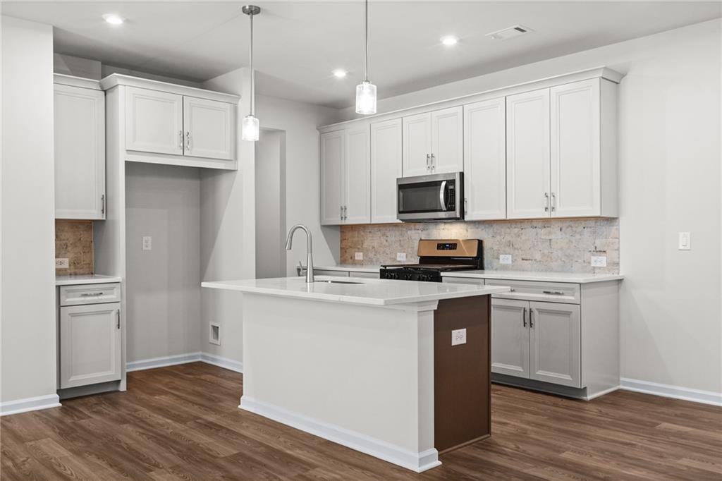 Image 13 of Davidson Homes' New Home at 748 Smokey Quartz Way