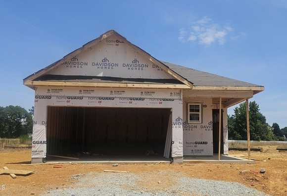Image 5 of Davidson Homes' New Home at 108 Fairwinds Drive