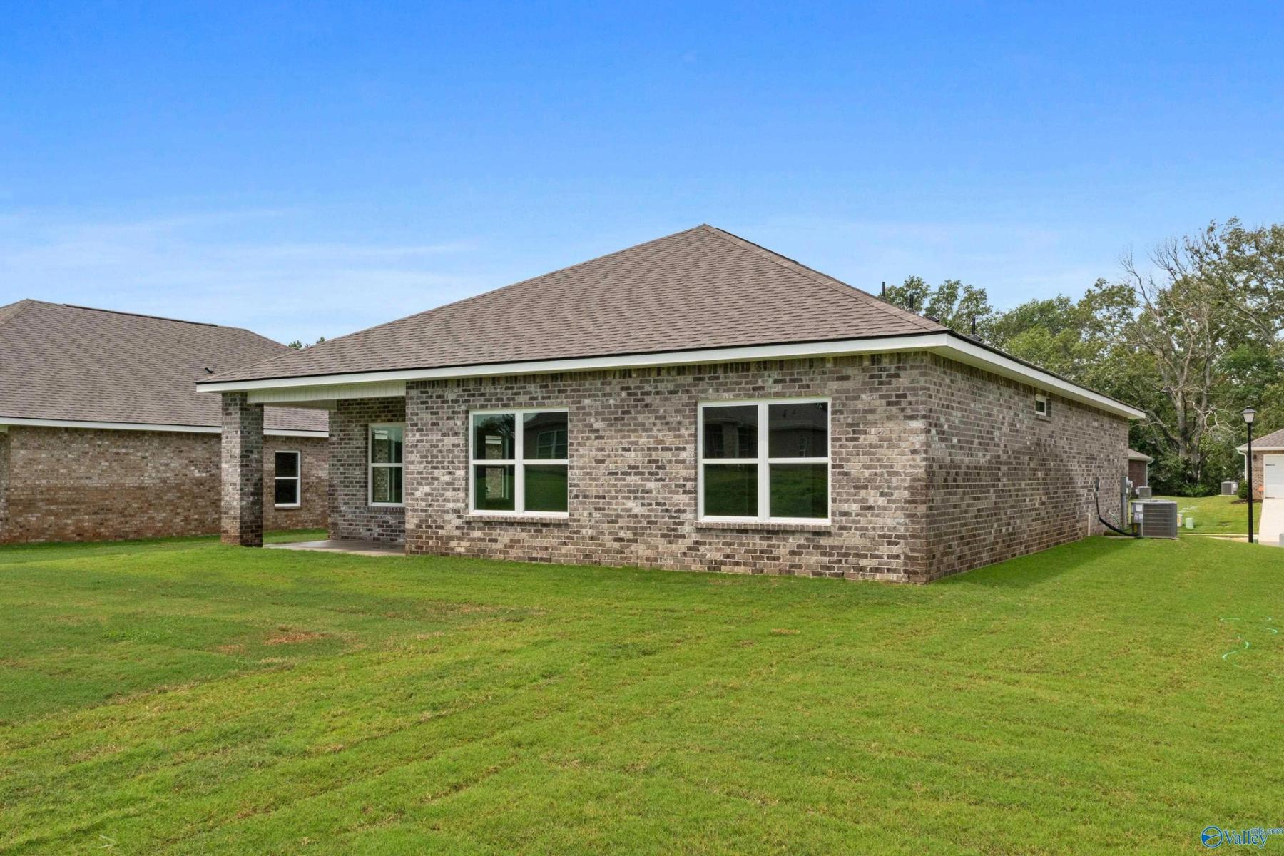 Image 17 of Davidson Homes' New Home at 169 River Pointe Drive