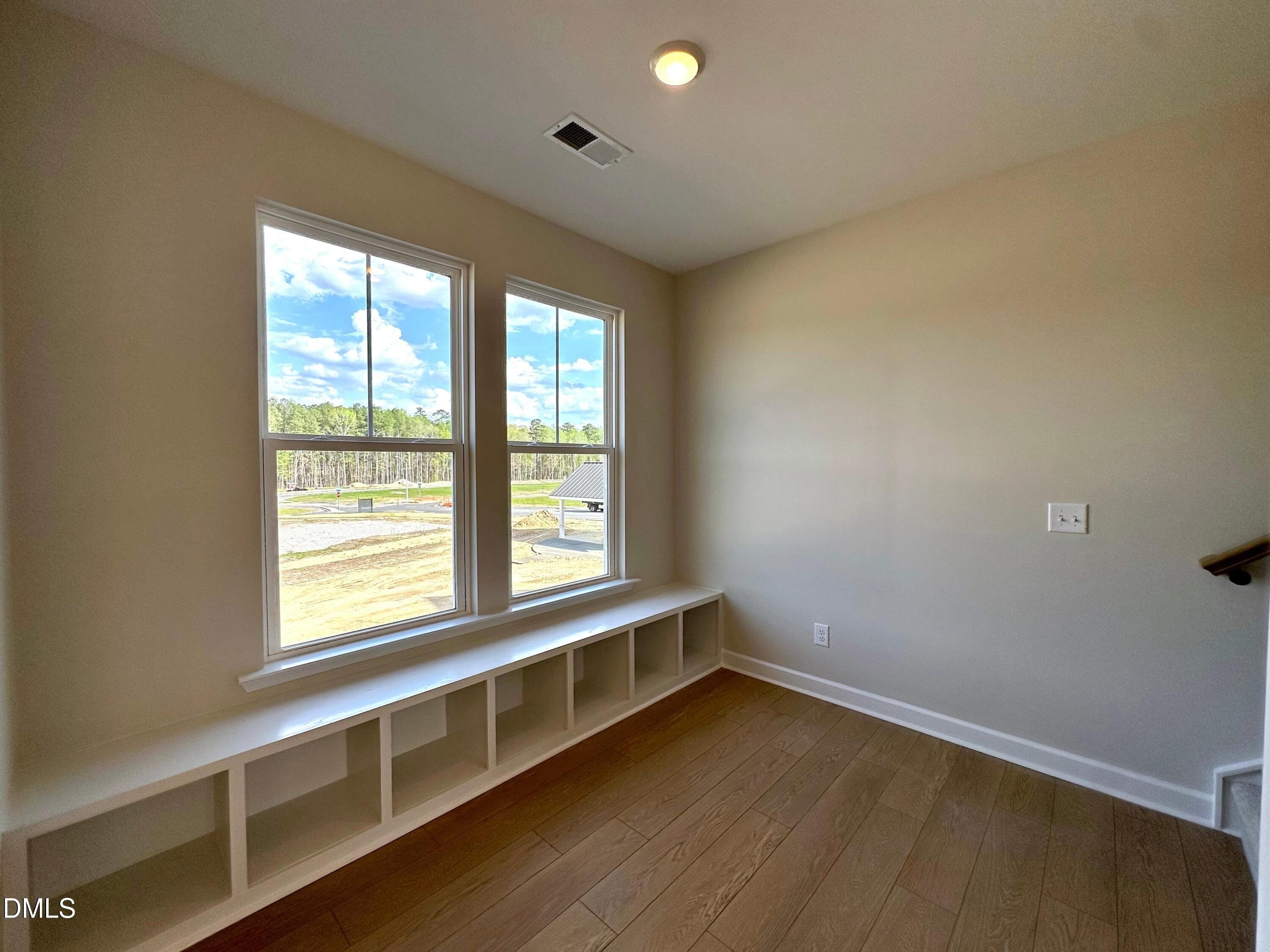 Image 9 of Davidson Homes' New Home at 608 Thatch Lane