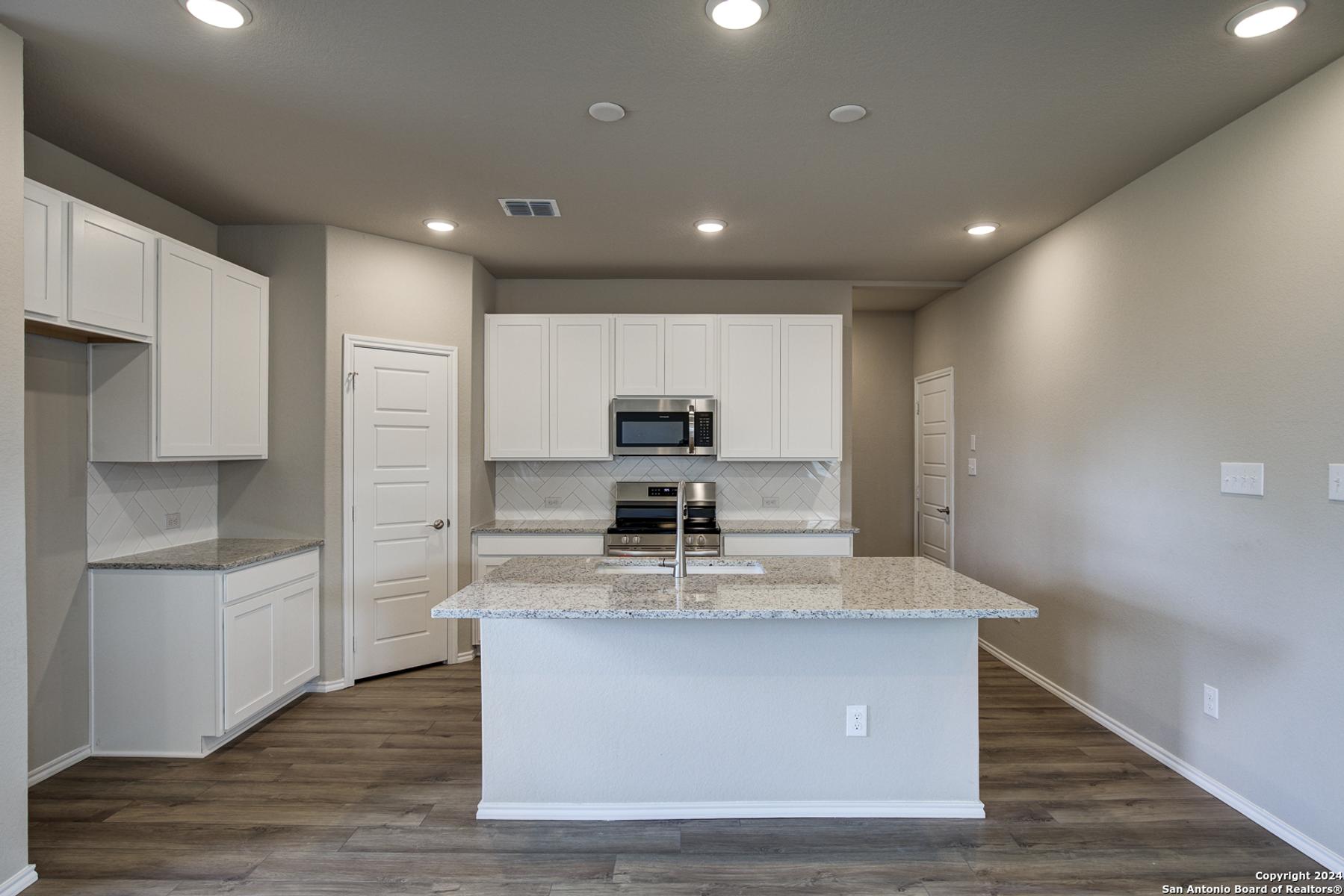 Image 15 of Davidson Homes' New Home at 6515 Lowrie Block