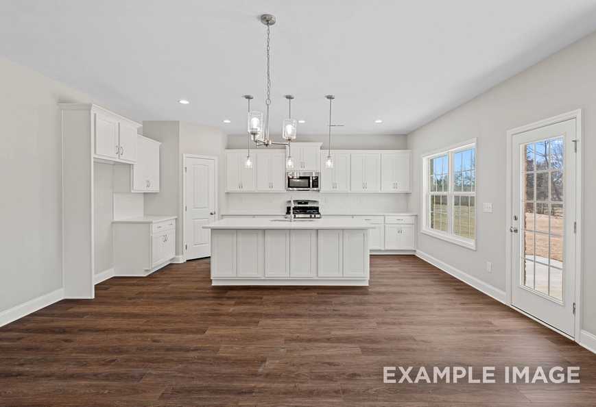 Image 4 of Davidson Homes' The Madison D Floor Plan