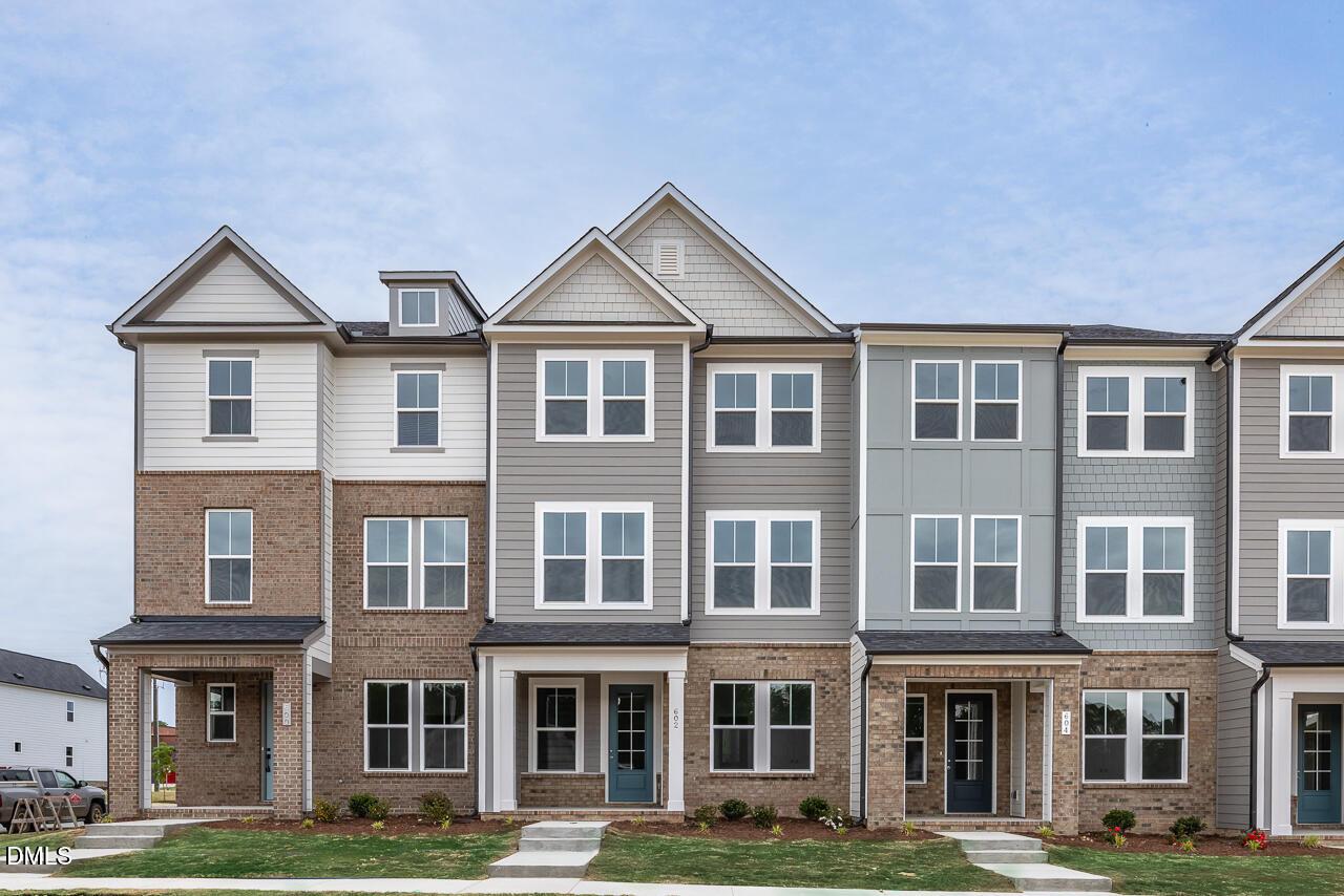 Image 2 of Davidson Homes' New Home at 602 Thatch Lane