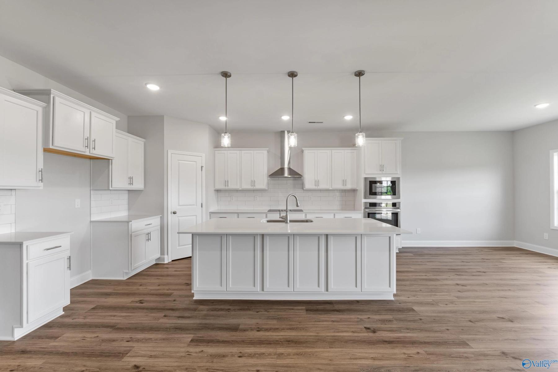 Image 5 of Davidson Homes' New Home at 102 Goodwood Lane