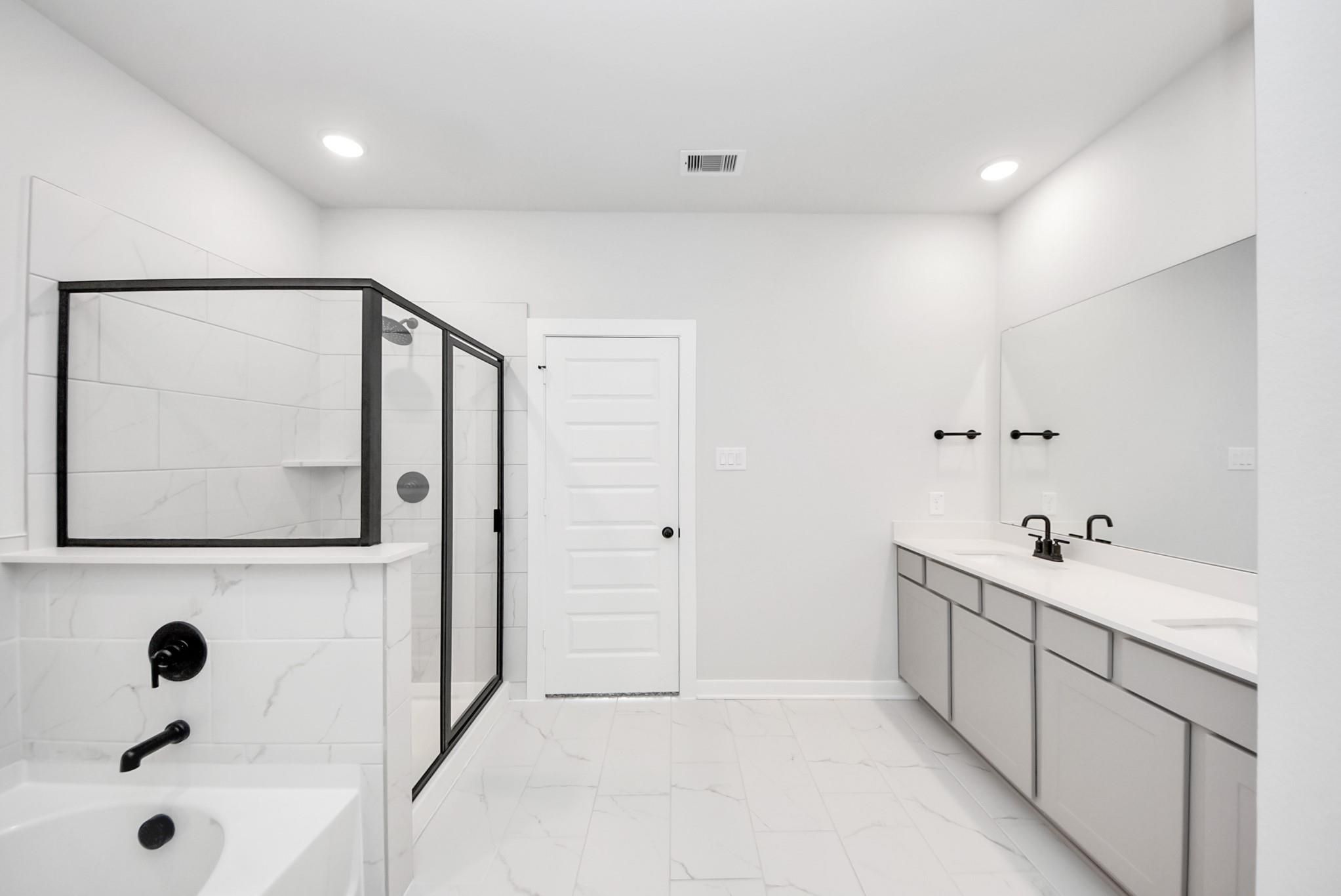 Image 32 of Davidson Homes' New Home at 247 Southern Sound Drive