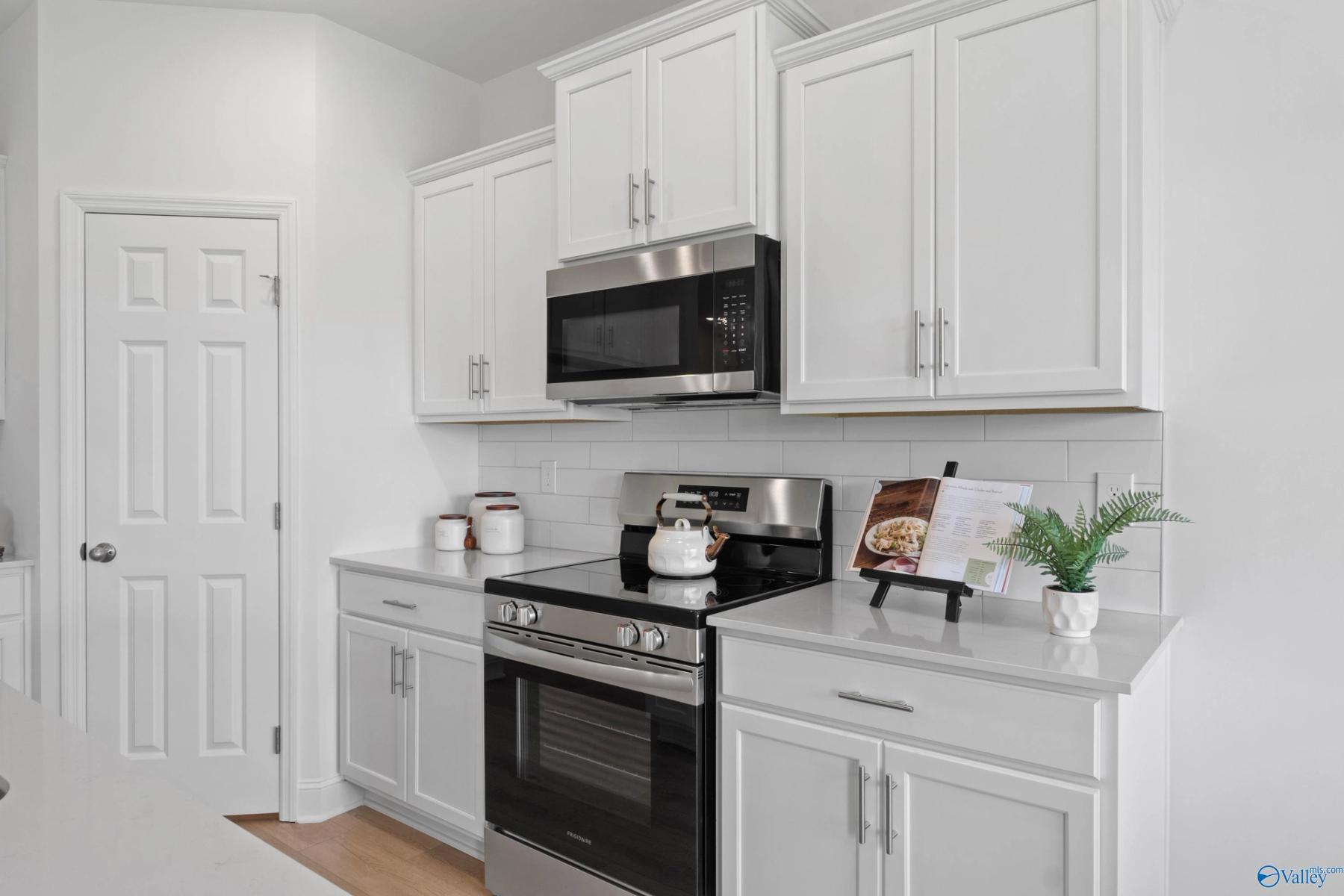 Image 3 of Davidson Homes' New Home at 148 Heritage Lakes Boulevard