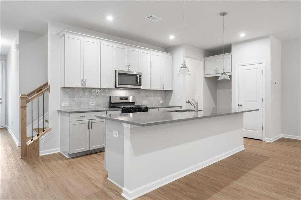 Image 17 of Davidson Homes' New Home at 702 Smokey Quartz Way