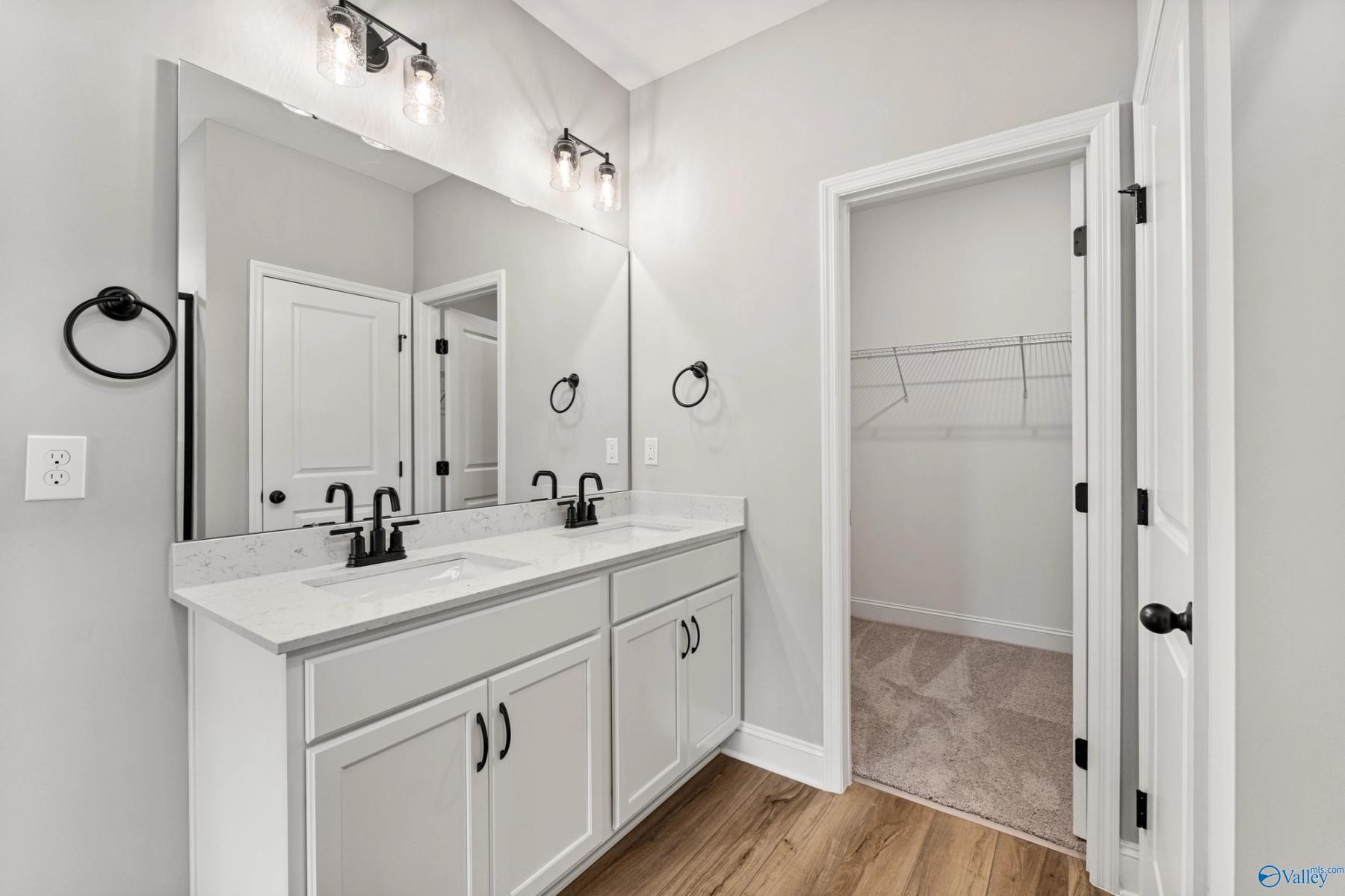 Image 16 of Davidson Homes' New Home at 169 River Pointe Drive