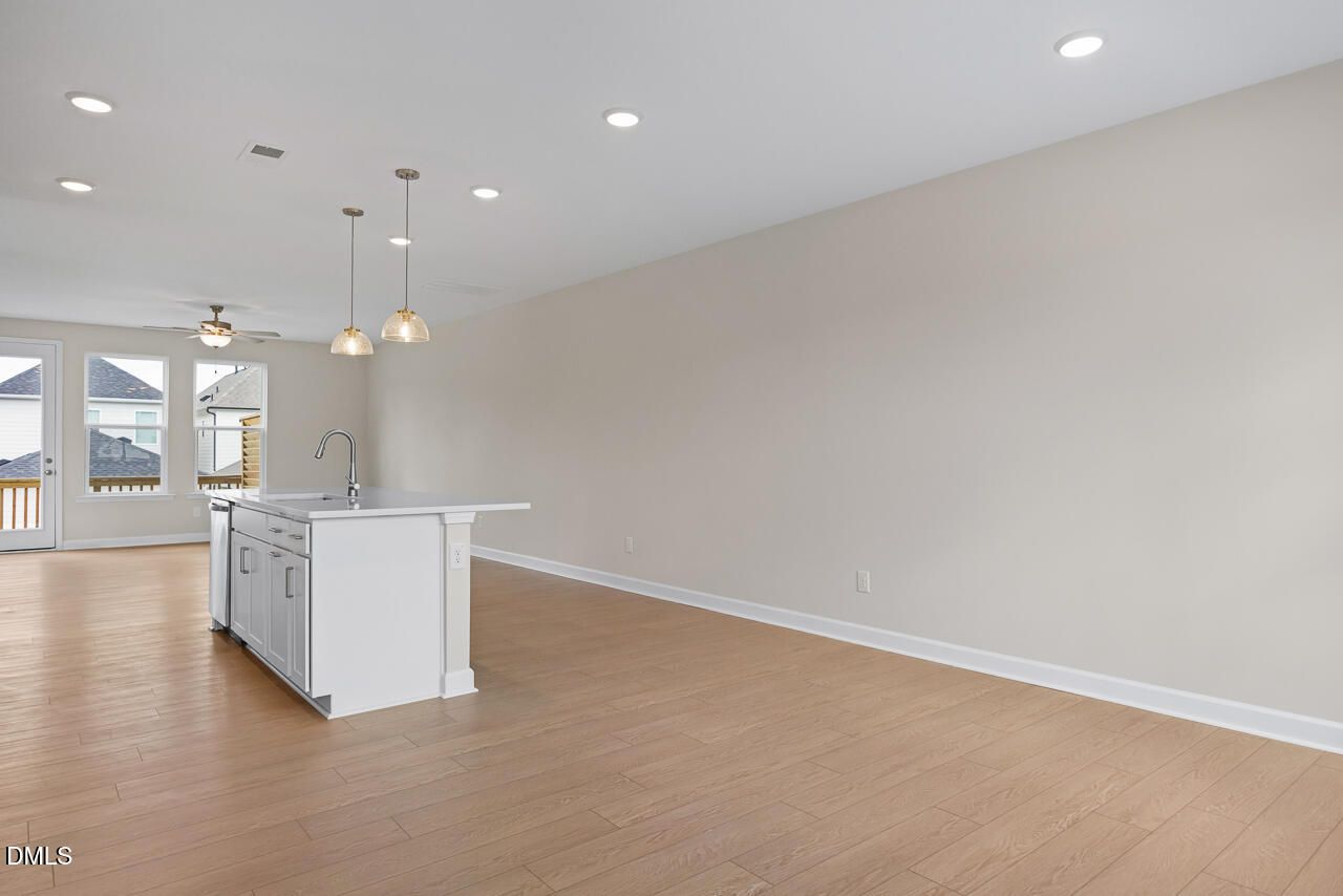 Image 13 of Davidson Homes' New Home at 411 Bahia Drive