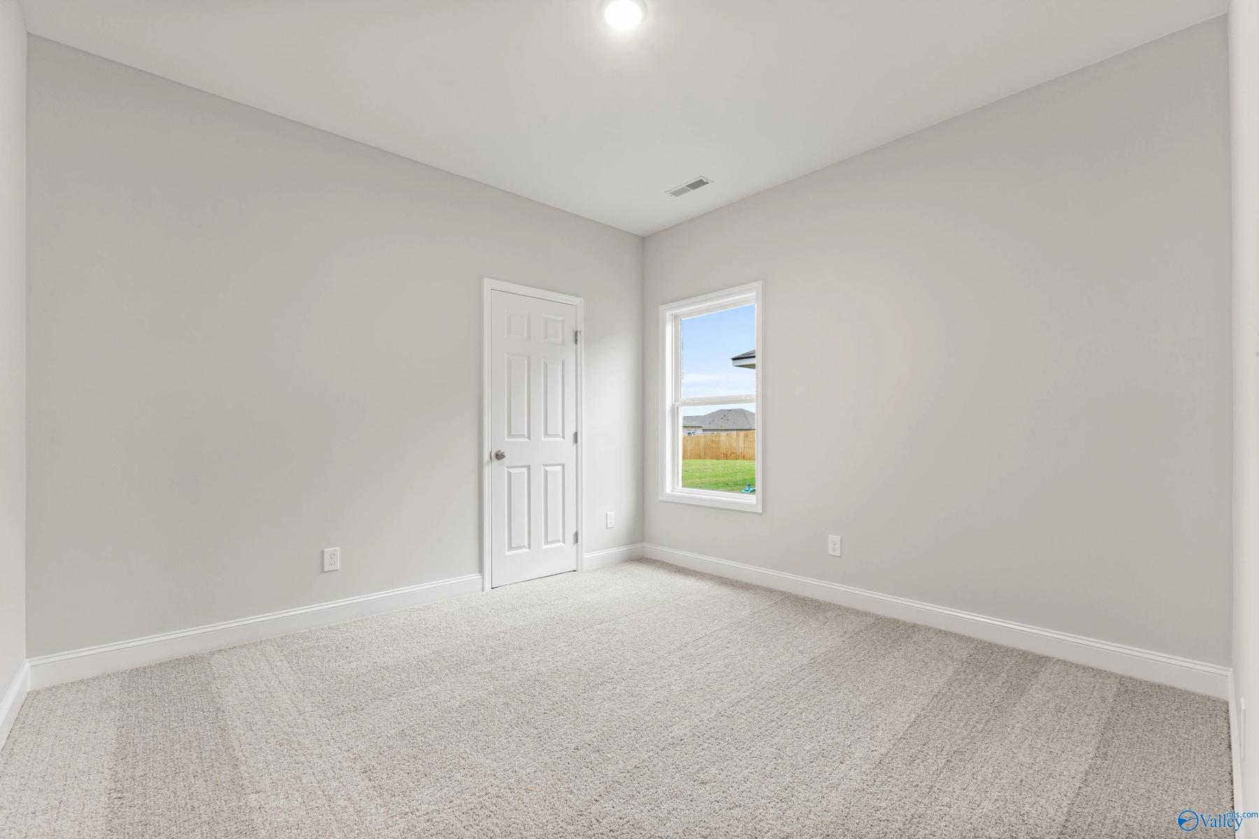 Image 12 of Davidson Homes' New Home at 140 Ivy Vine Drive