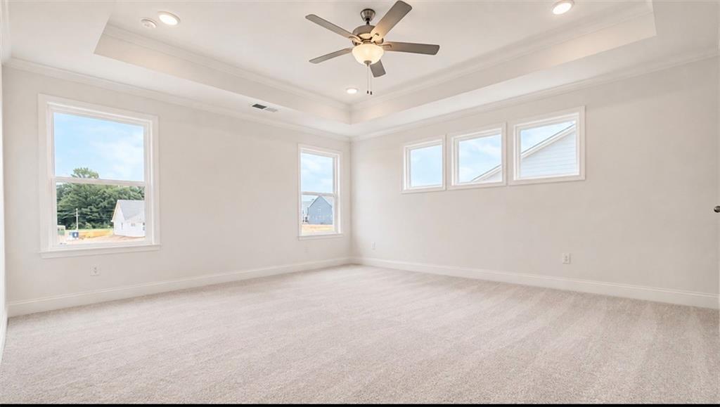 Image 16 of Davidson Homes' New Home at 418 Grand Wehunt Drive