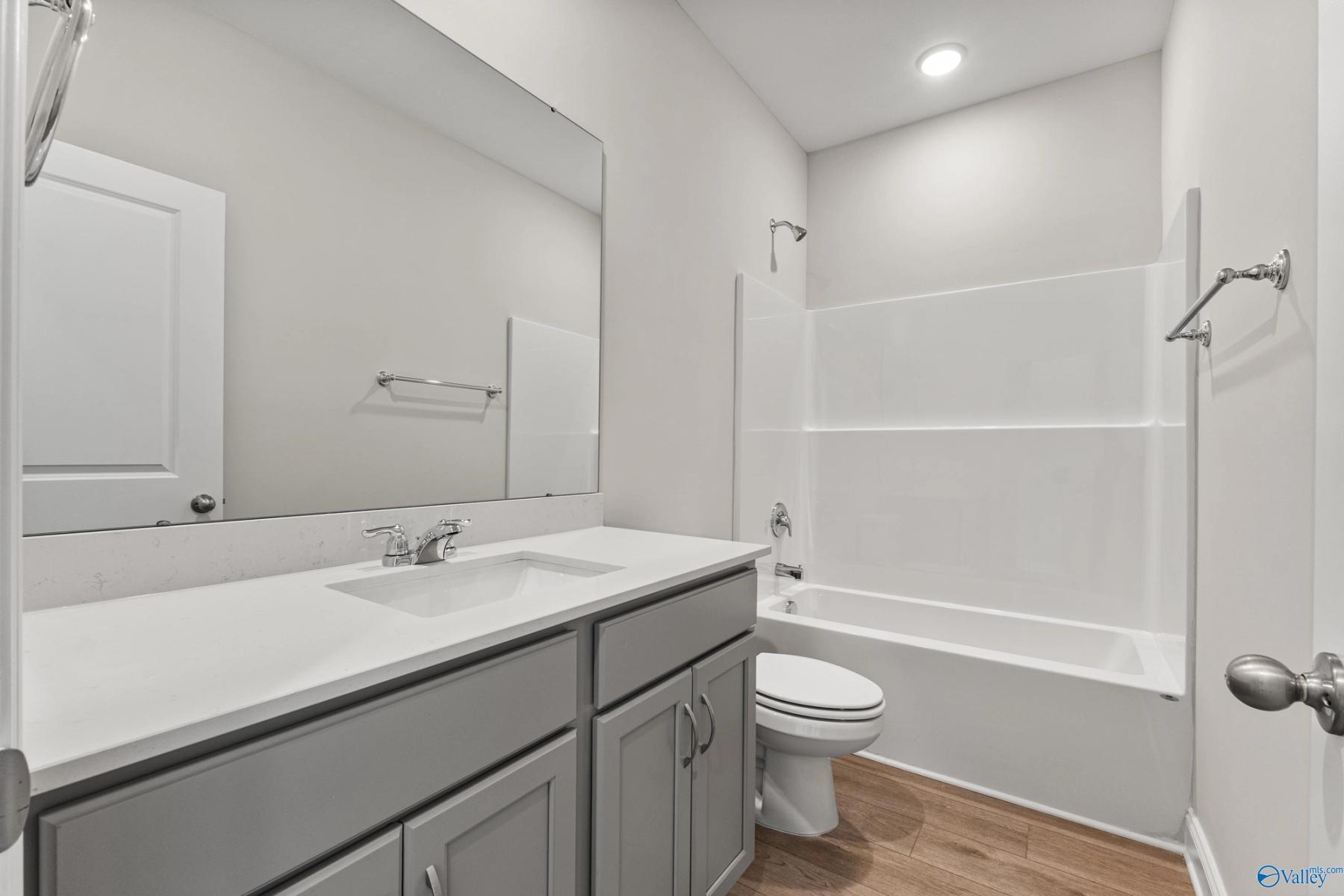 Image 20 of Davidson Homes' New Home at 179 River Pointe Drive
