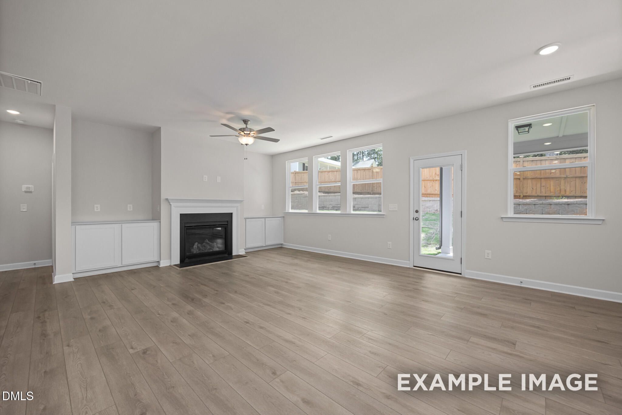 Image 7 of Davidson Homes' New Home at 904 Diana Victoria Court