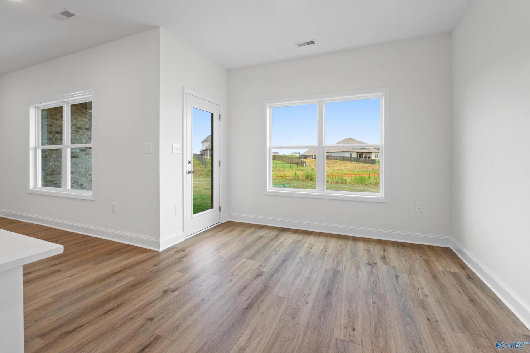 Image 10 of Davidson Homes' New Home at 154 Heritage Lakes Boulevard