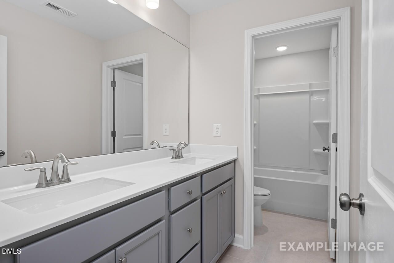 Image 36 of Davidson Homes' New Home at 559 Whinfield Place