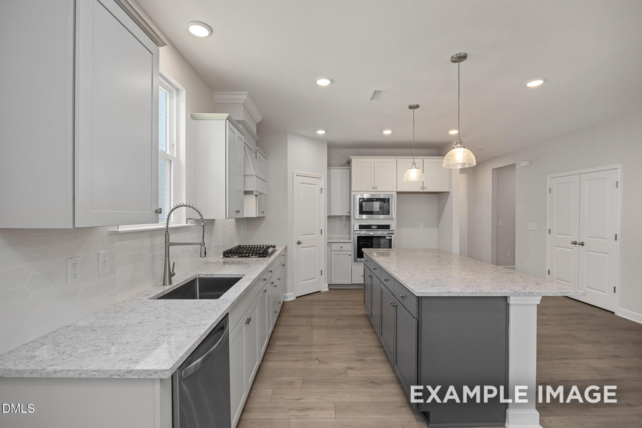 Image 4 of Davidson Homes' New Home at 904 Diana Victoria Court