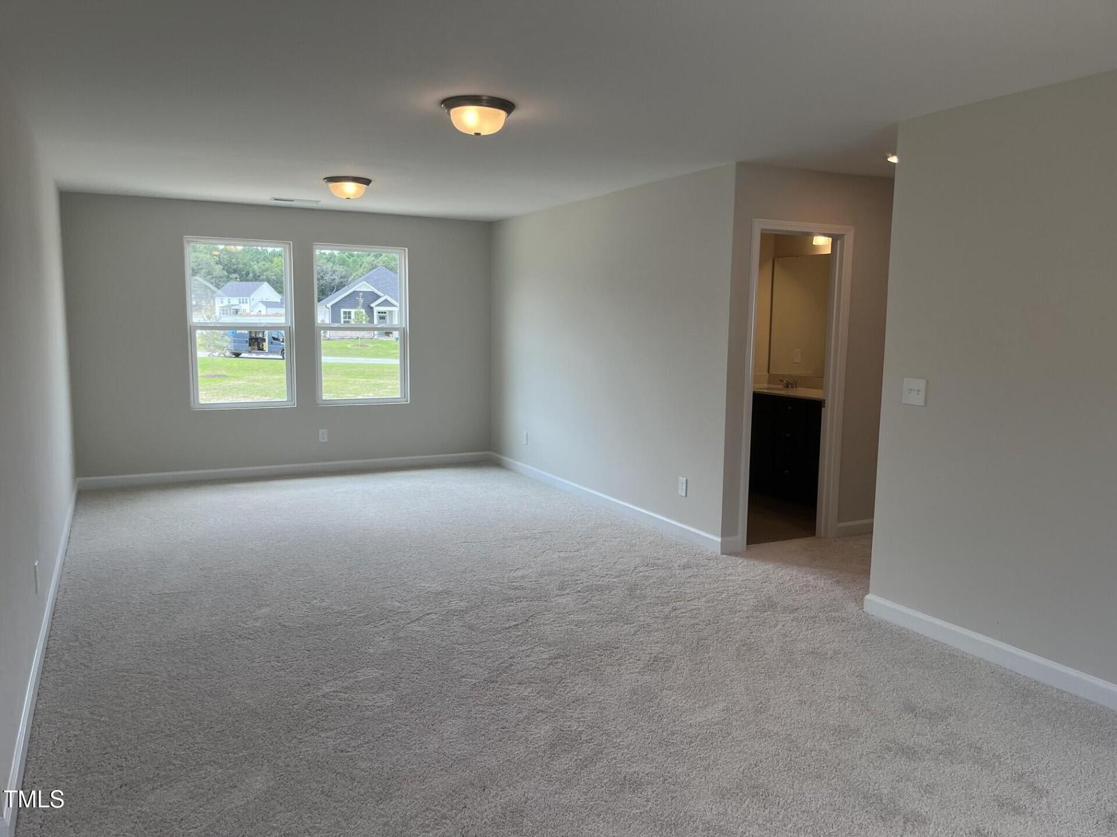 Image 7 of Davidson Homes' New Home at 433 Old Fashioned Way
