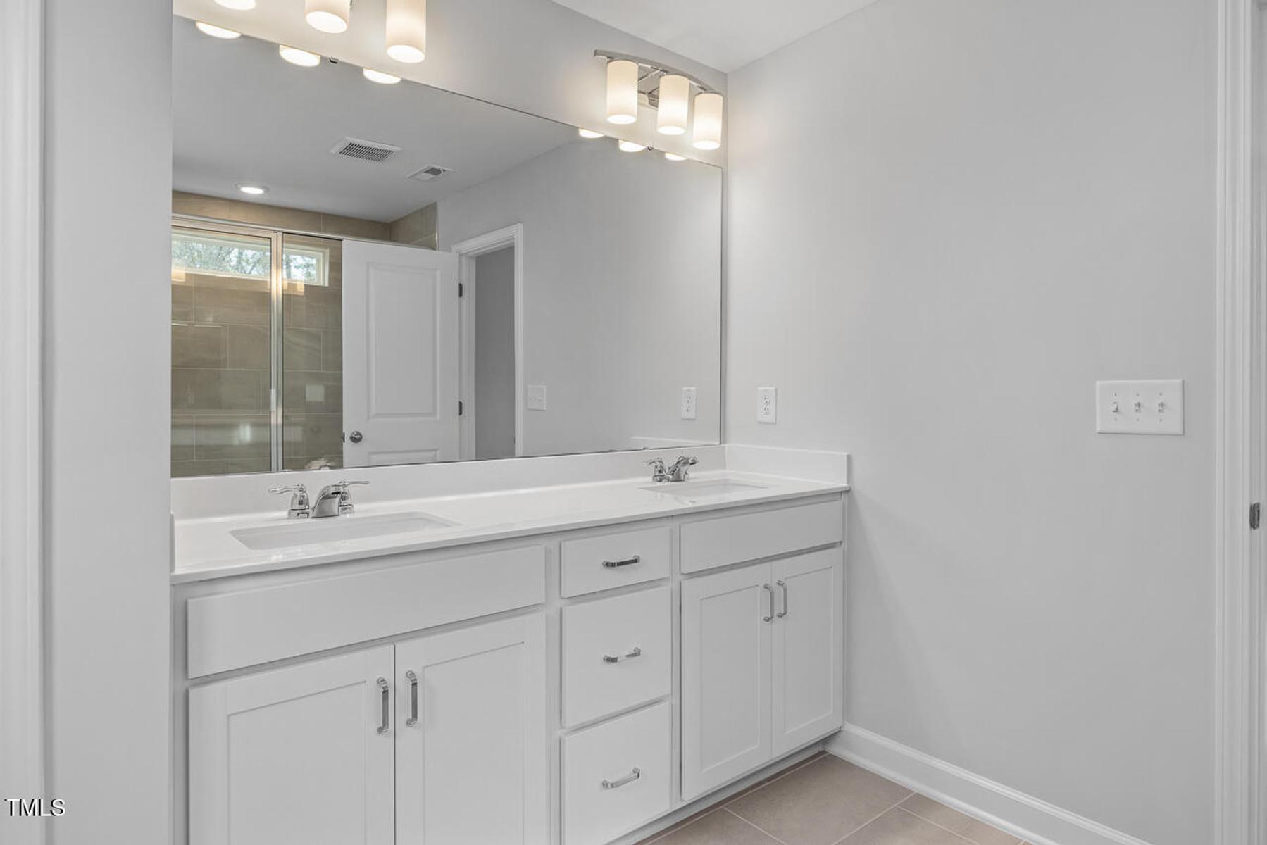 Image 12 of Davidson Homes' New Home at 36 Village Edge Drive