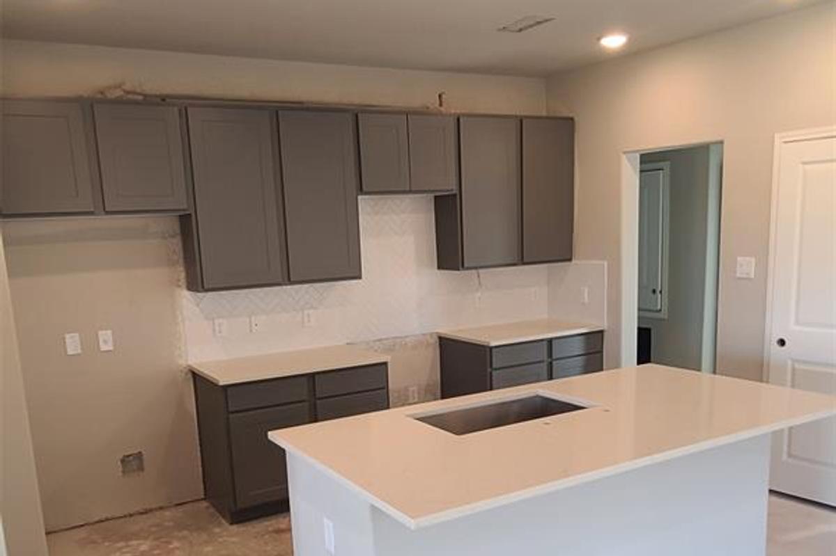 Image 3 of Davidson Homes' New Home at 2532 Malibu Glen Drive