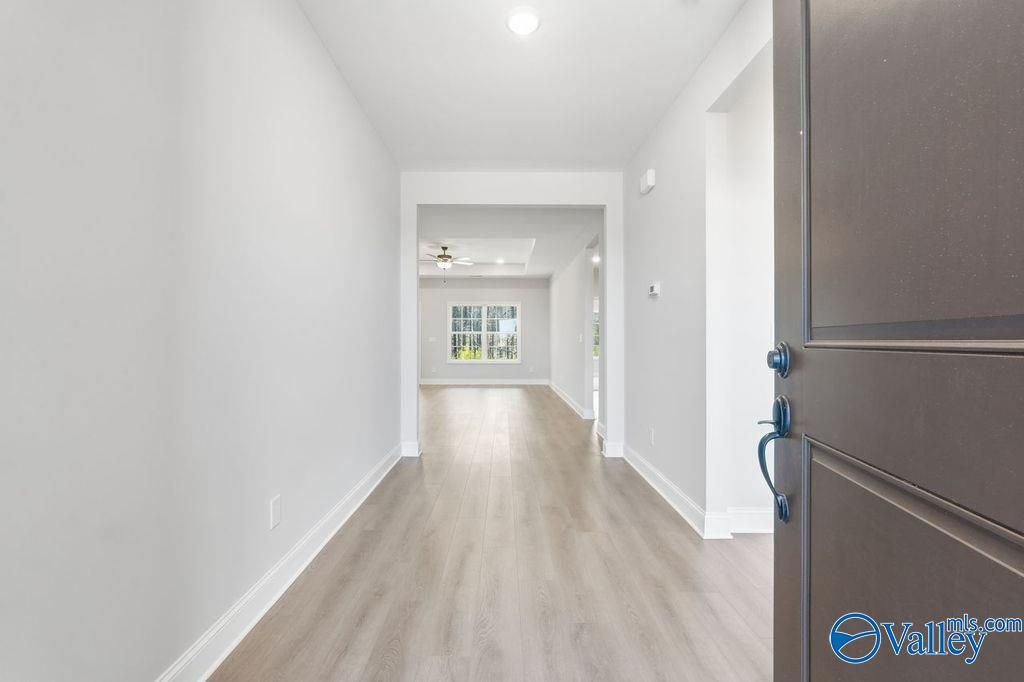 Image 2 of Davidson Homes' New Home at 907 Ronnie Drive