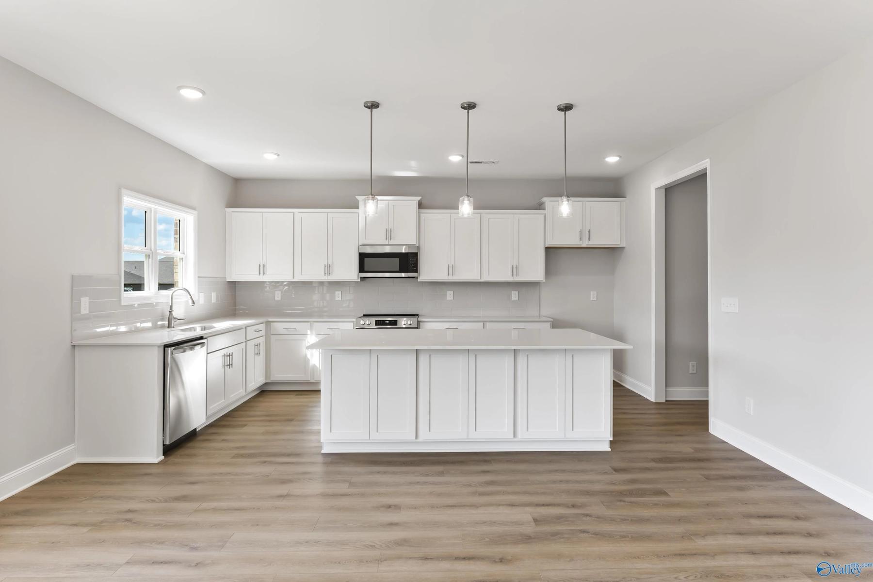 Image 14 of Davidson Homes' New Home at 148 Rose Valley Drive