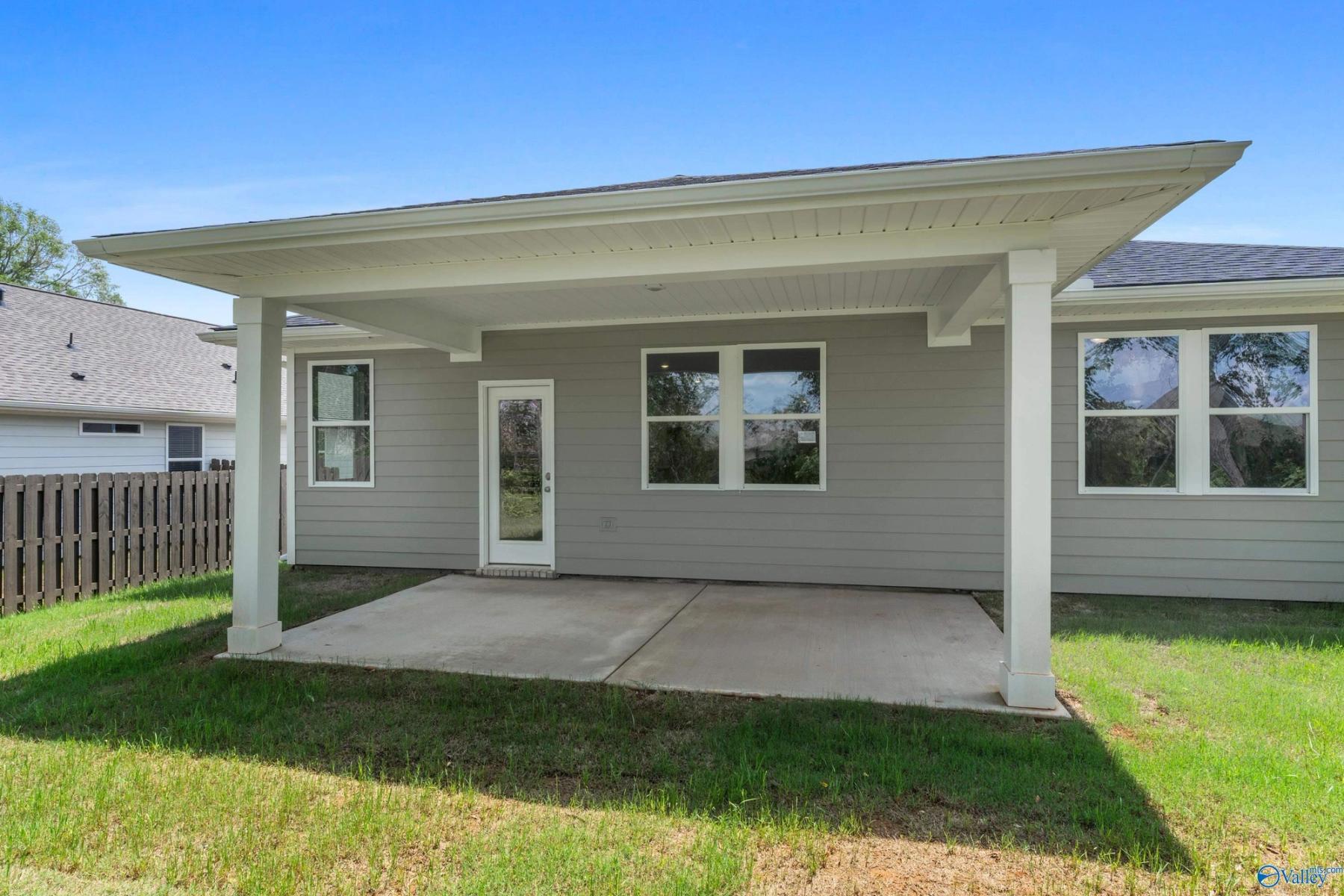 Image 20 of Davidson Homes' New Home at 117 Evergreen Mill Ln