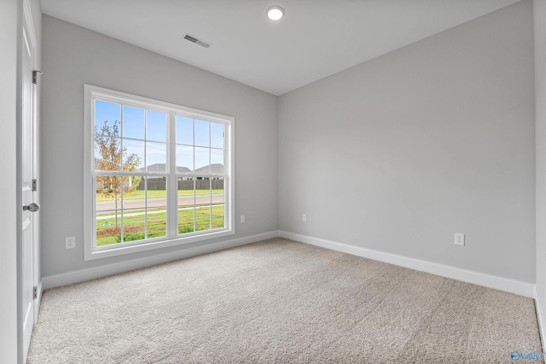 Image 4 of Davidson Homes' New Home at 152 Heritage Lakes Boulevard