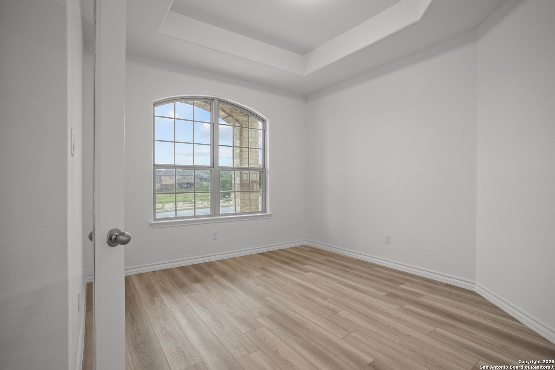 Image 6 of Davidson Homes' New Home at 222 Poe Parkway