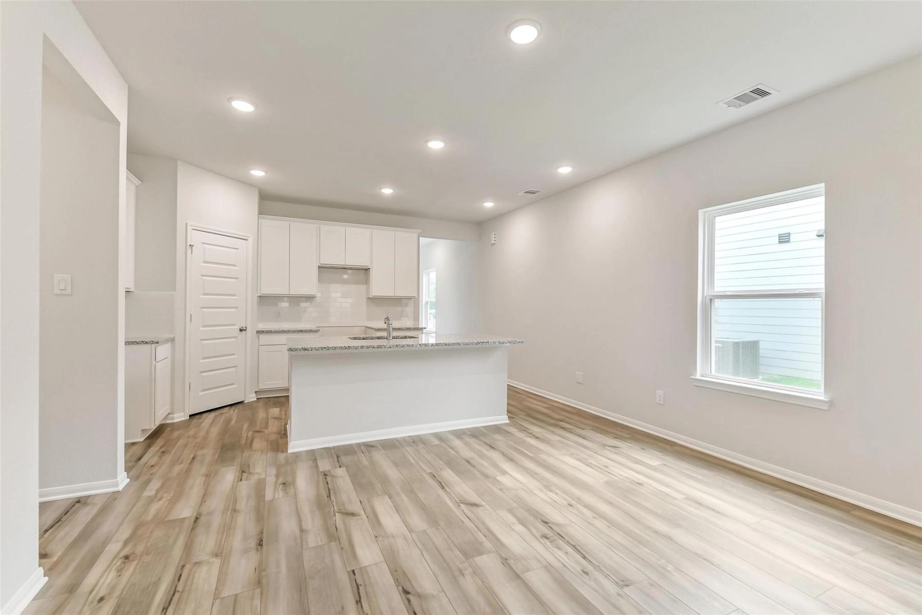 Image 12 of Davidson Homes' New Home at 2105 Caney Creek Lane