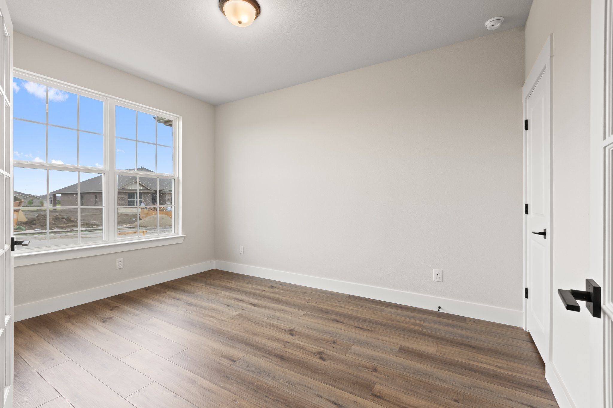 Image 5 of Davidson Homes' New Home at 215 Saddletree Drive