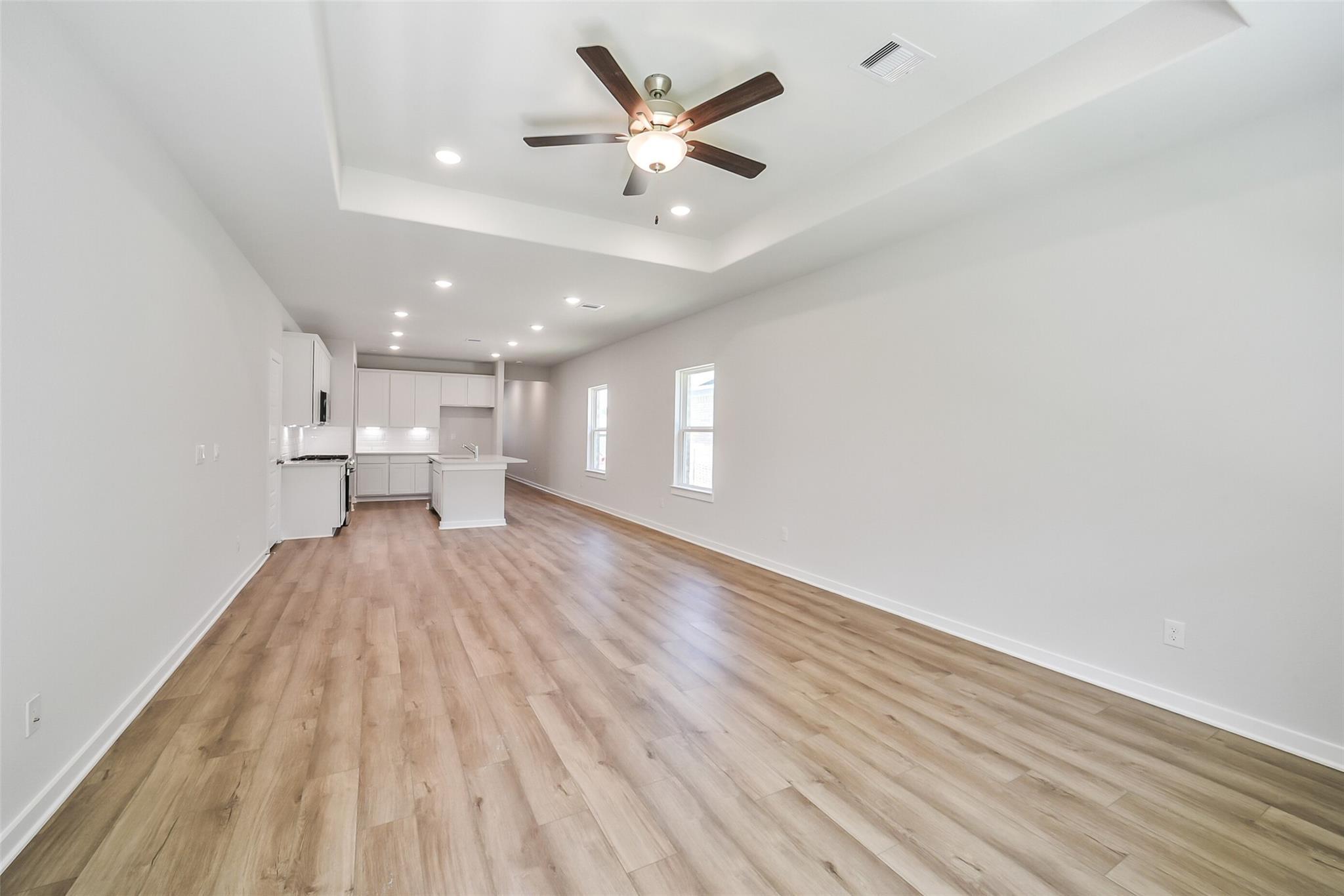 Image 14 of Davidson Homes' New Home at 240 Harlingen Drive