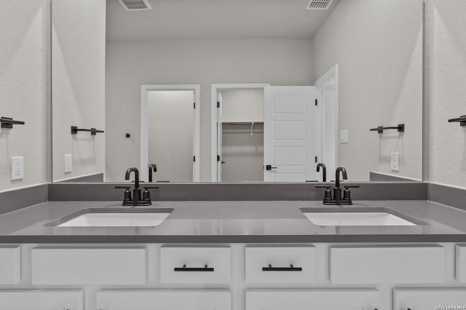Image 19 of Davidson Homes' New Home at 10502 Briceway Fall