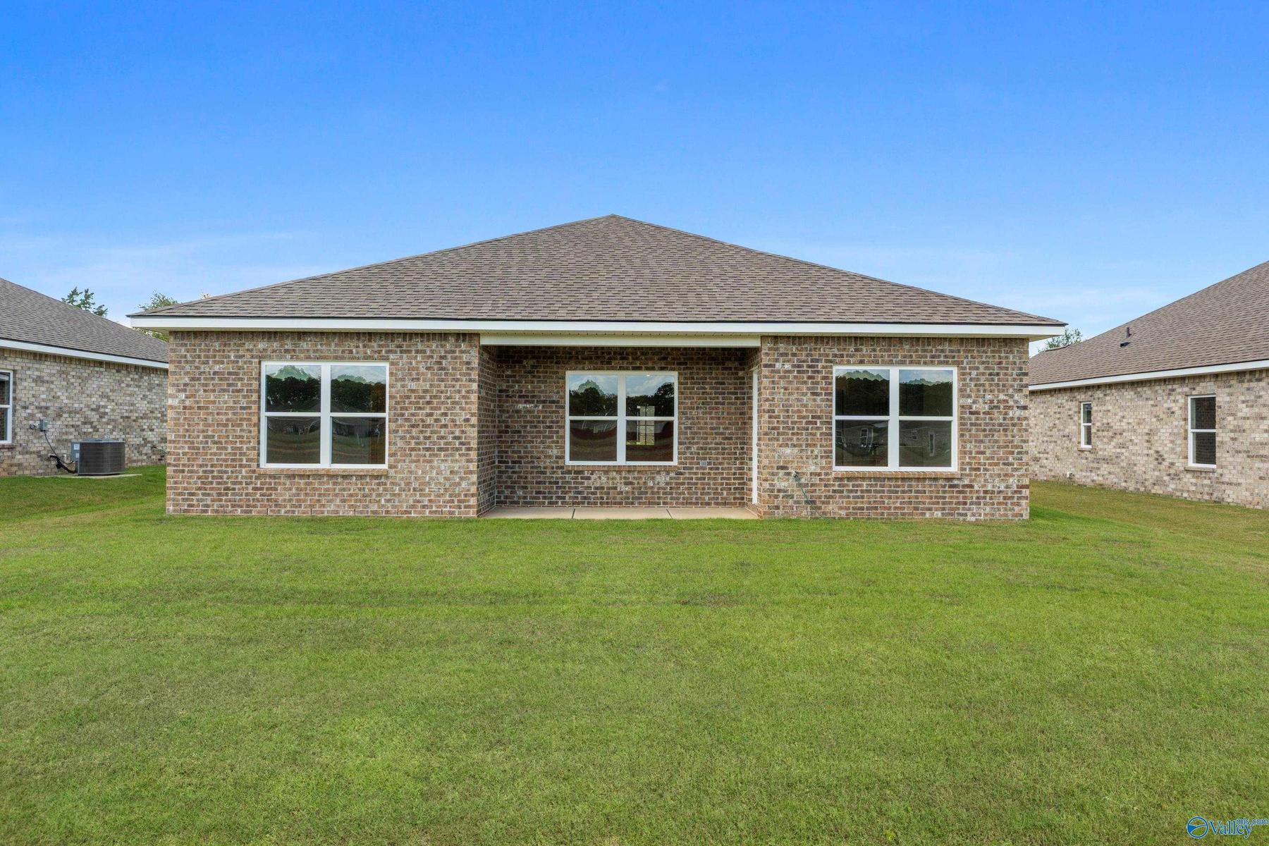 Image 14 of Davidson Homes' New Home at 233 Jerrie Lynn Boulevard