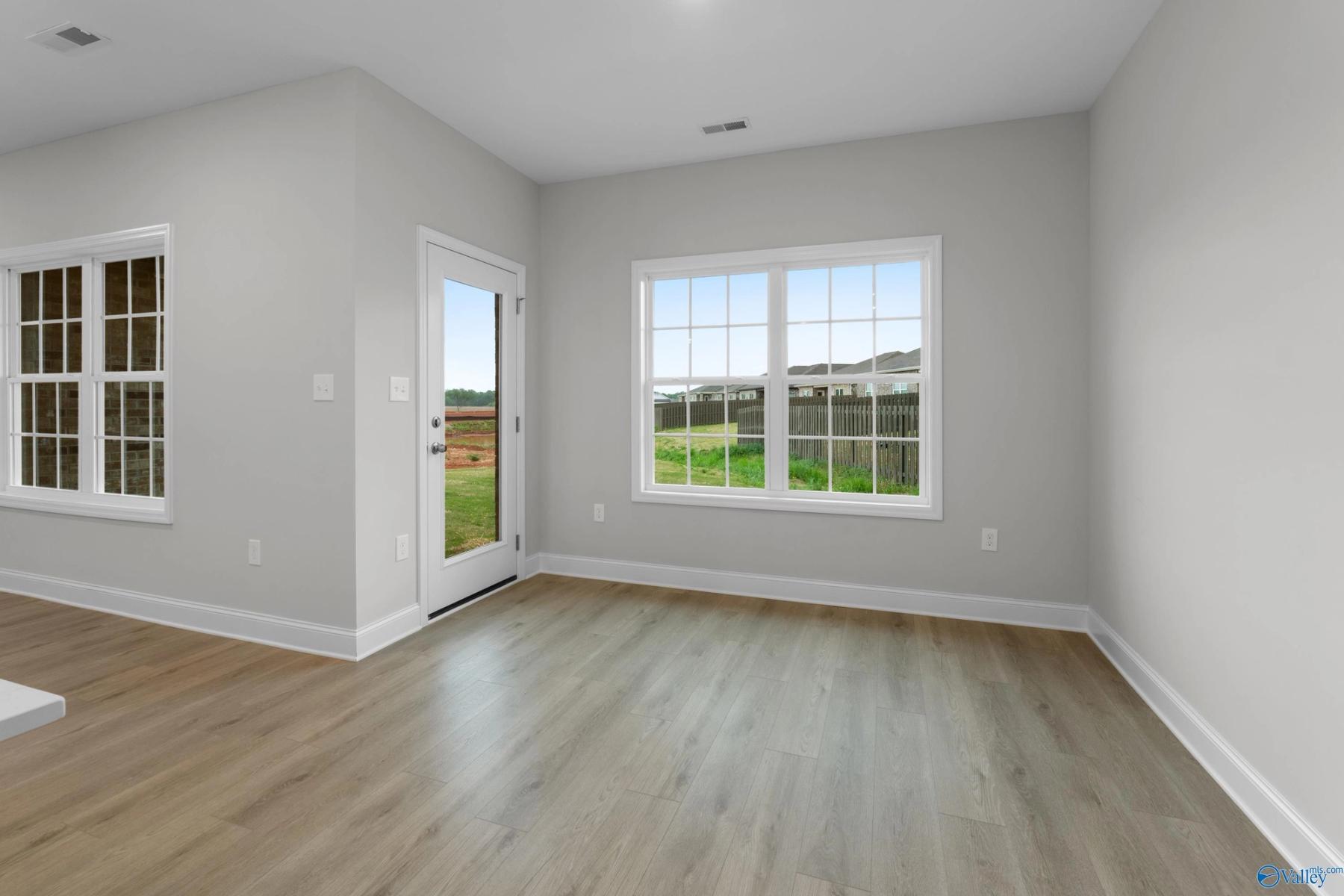 Image 13 of Davidson Homes' New Home at 151 Heritage Lakes Boulevard