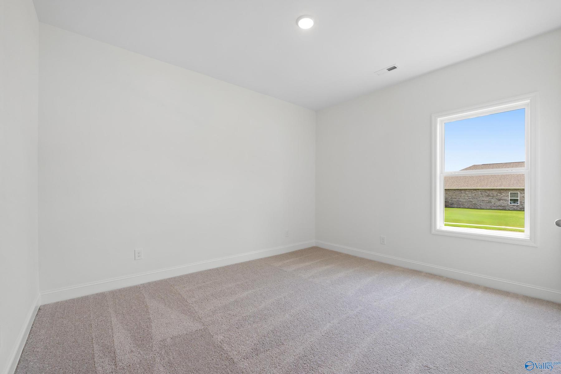 Image 18 of Davidson Homes' New Home at 167 River Pointe Drive