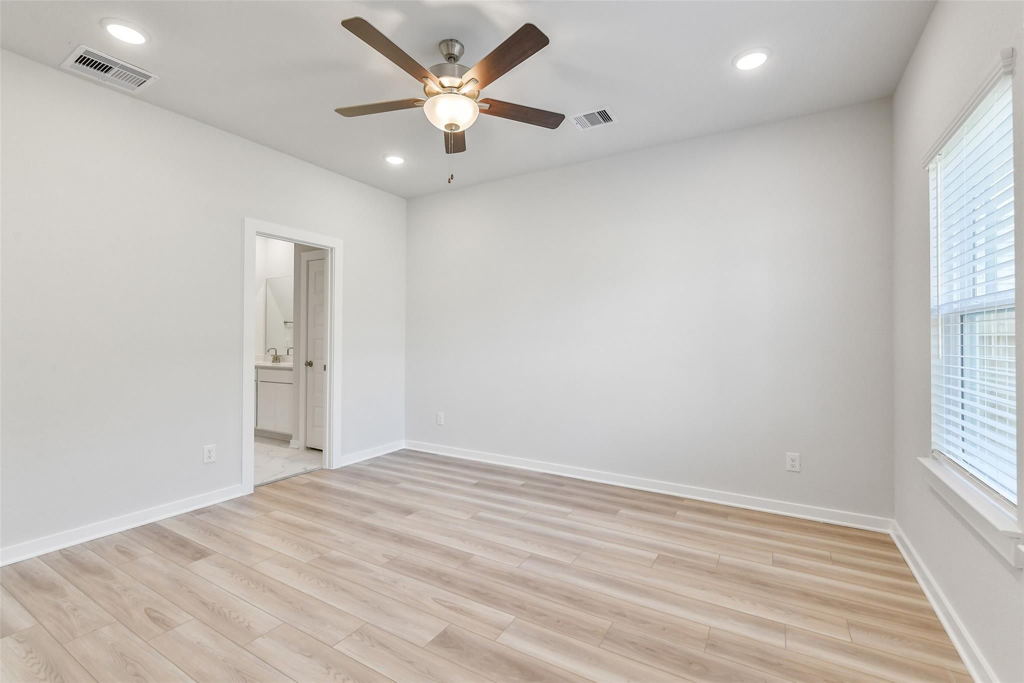 Image 18 of Davidson Homes' New Home at 8546 Blueberry Ash Street