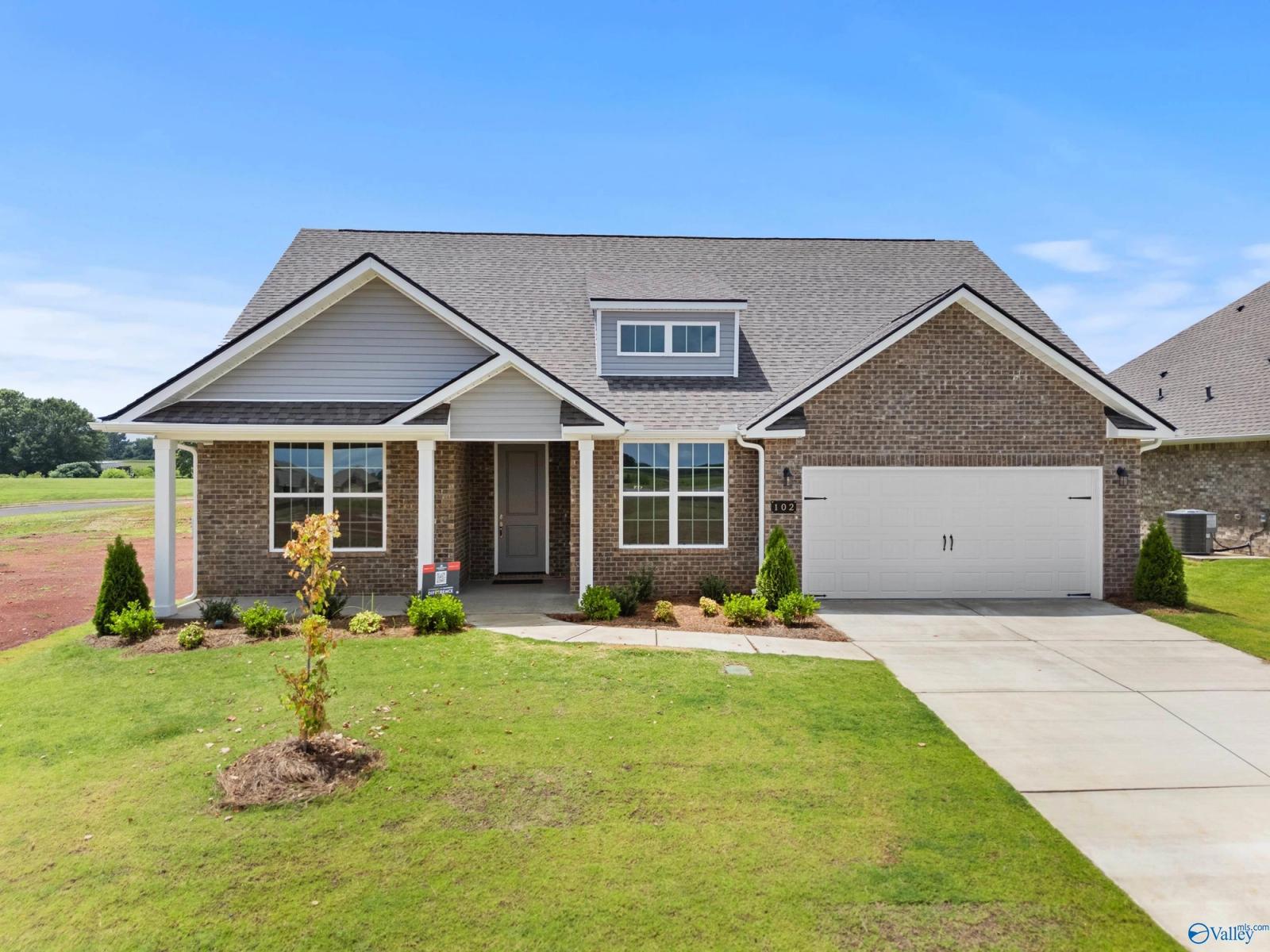 Image 1 of Davidson Homes' New Home at 102 Goodwood Lane