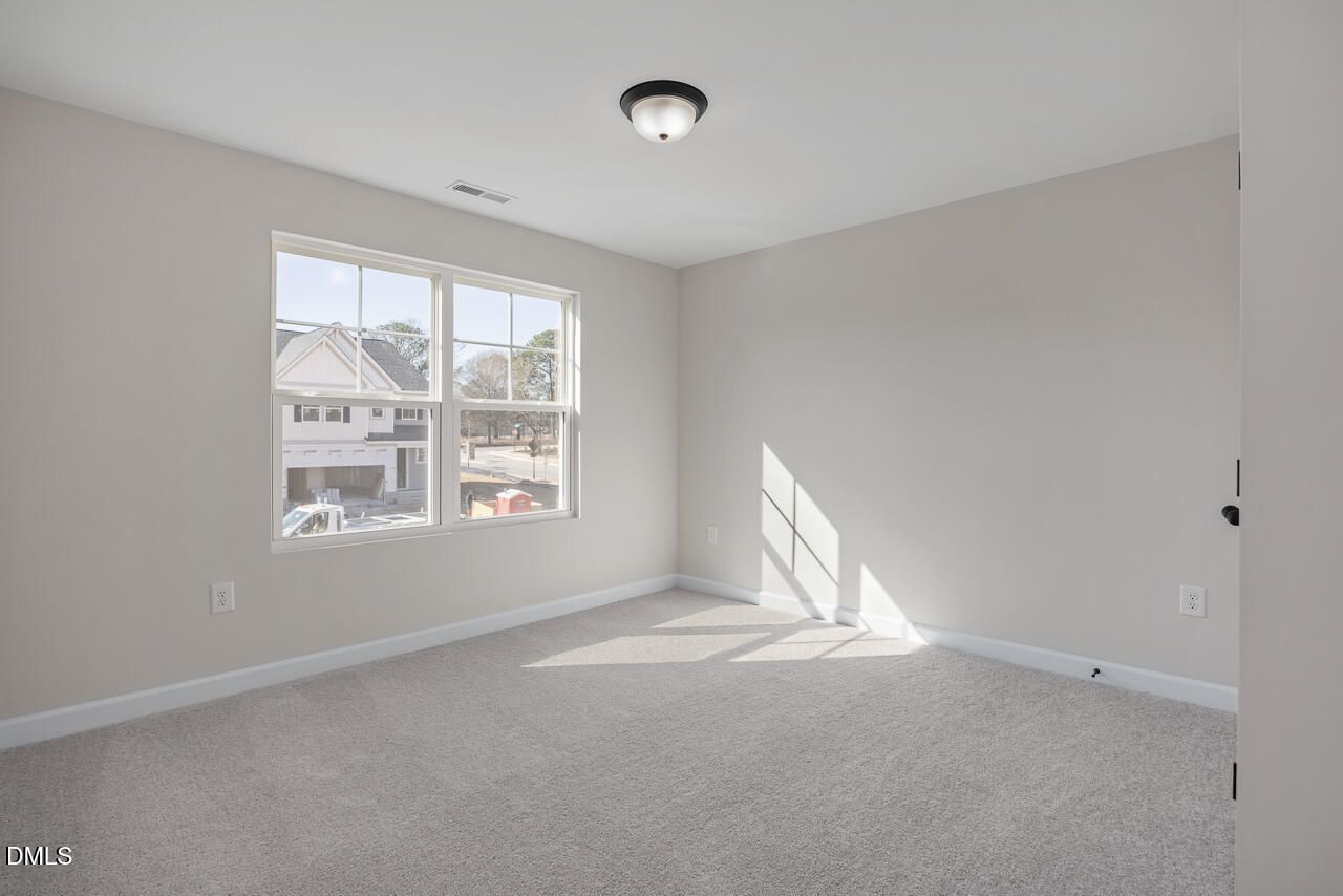 Image 20 of Davidson Homes' New Home at 516 Crescent Wood Trail