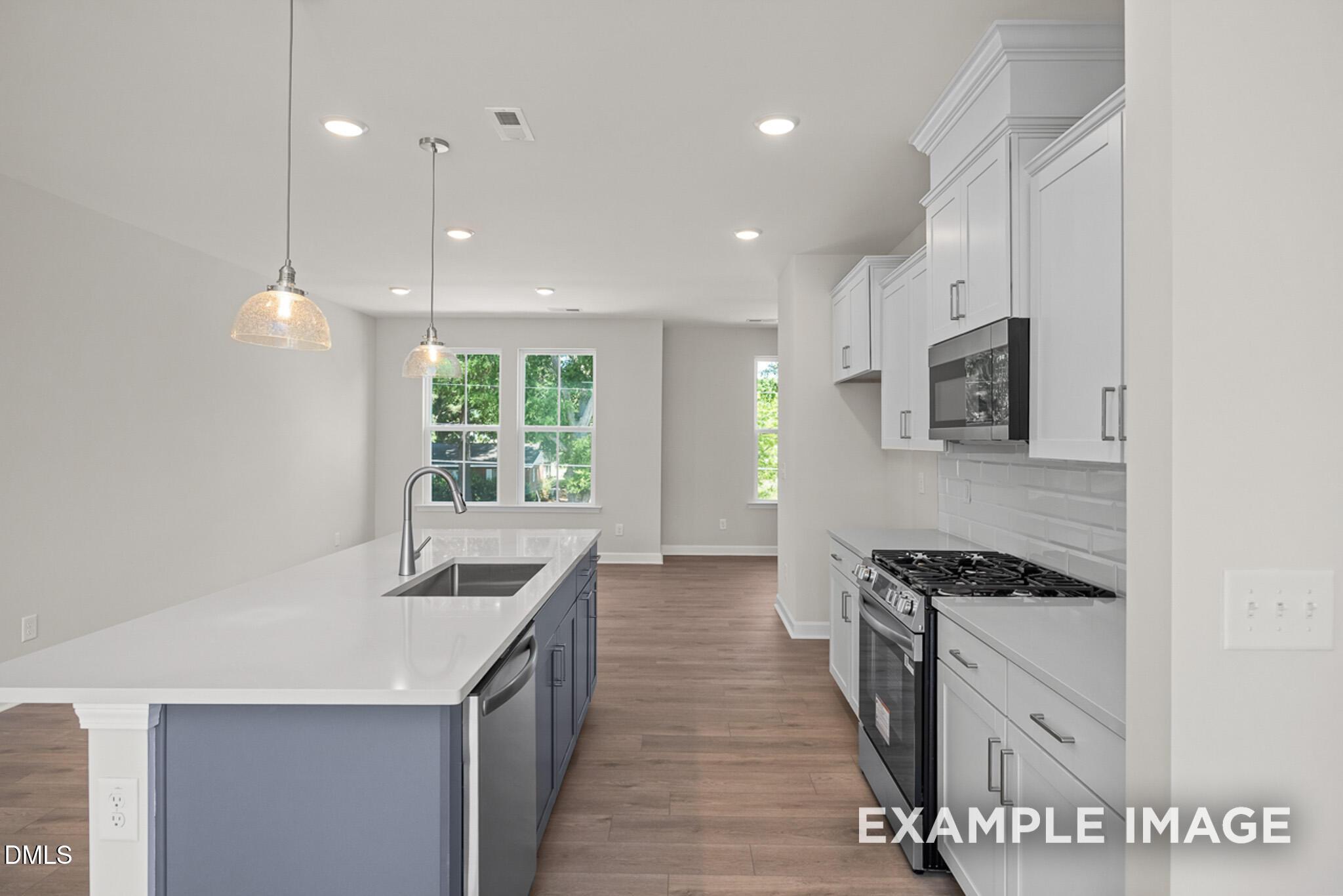 Image 10 of Davidson Homes' New Home at 405 Bahia Drive