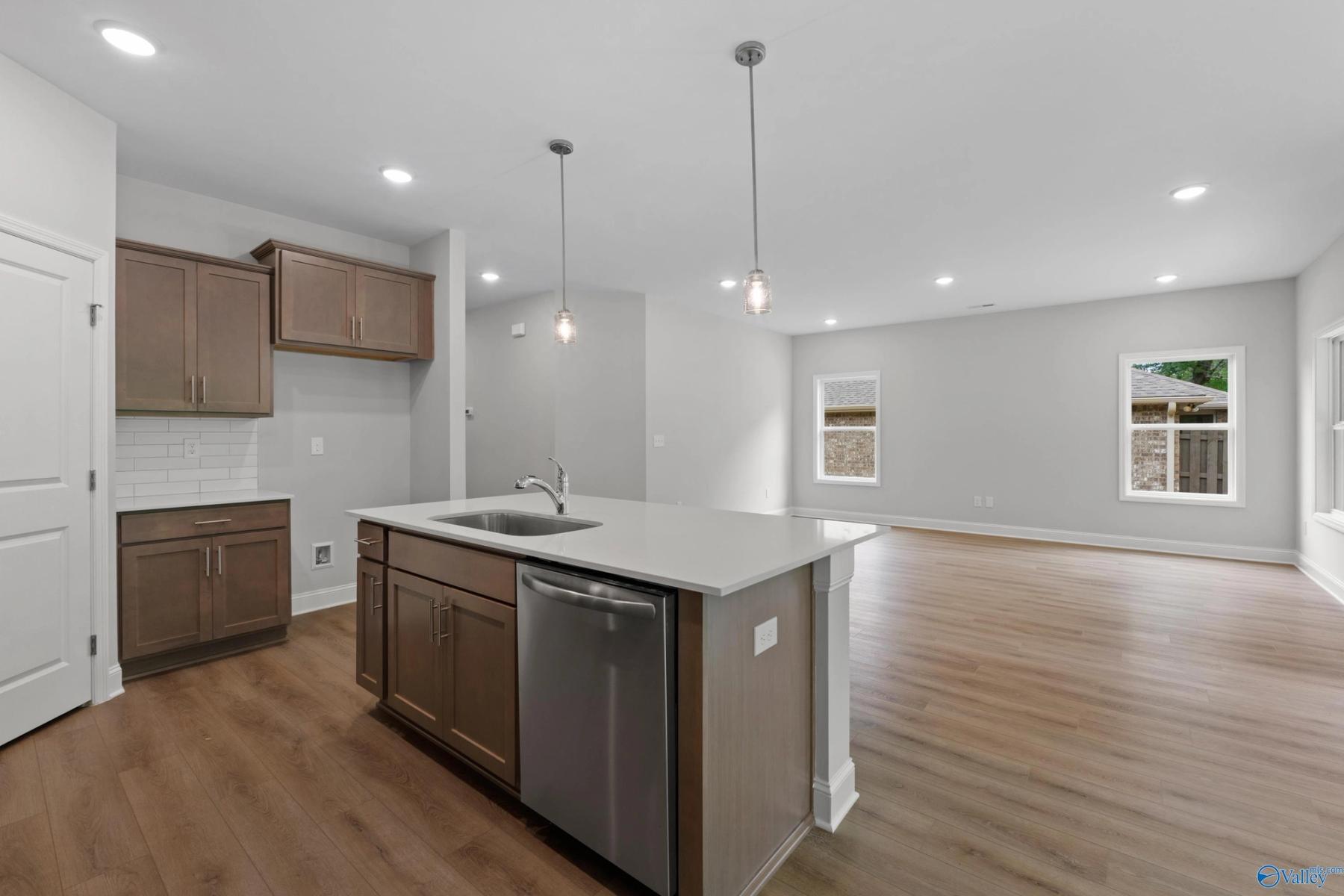 Image 5 of Davidson Homes' New Home at 158 River Pointe Drive