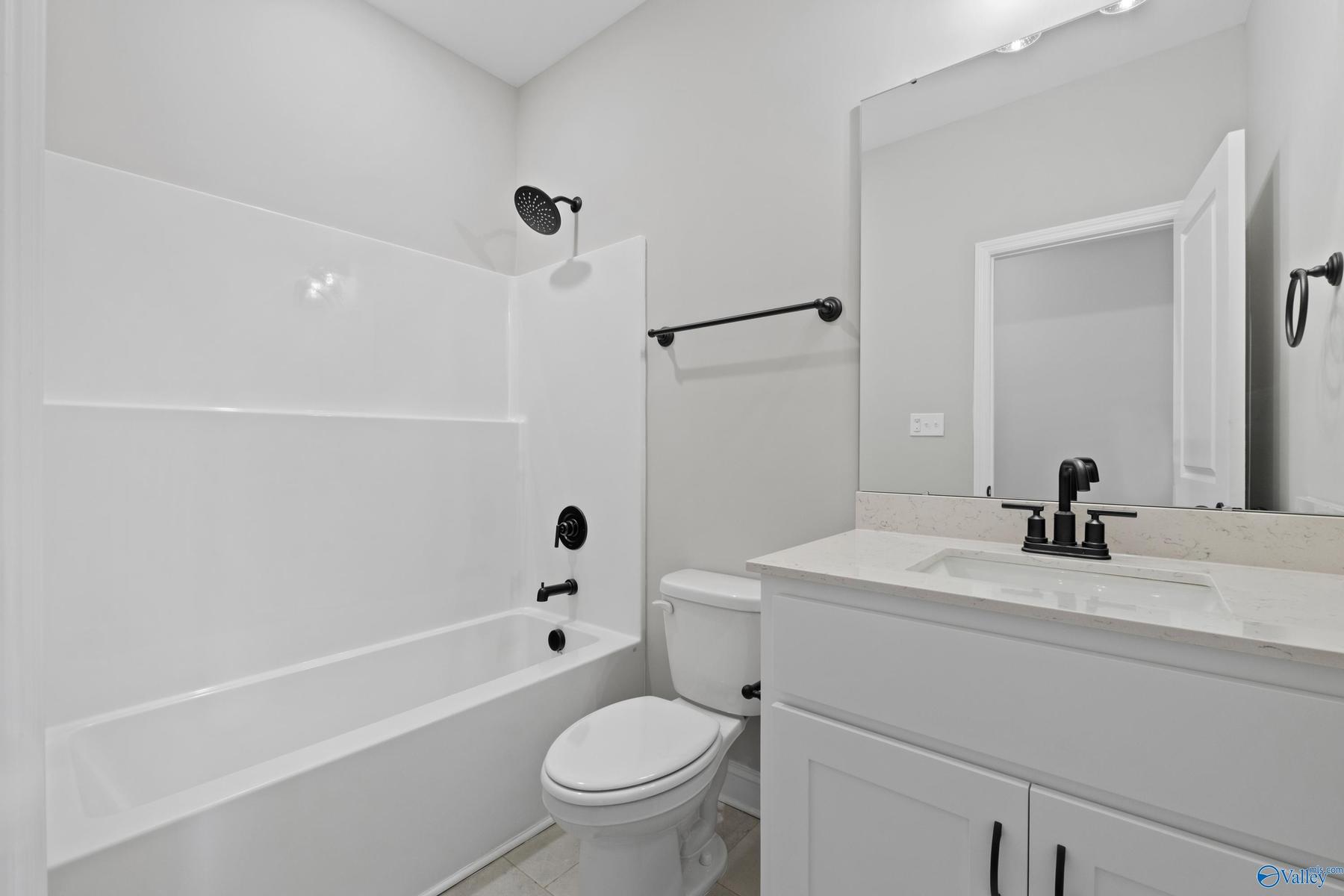 Image 17 of Davidson Homes' New Home at 209 Kendall Farms Boulevard