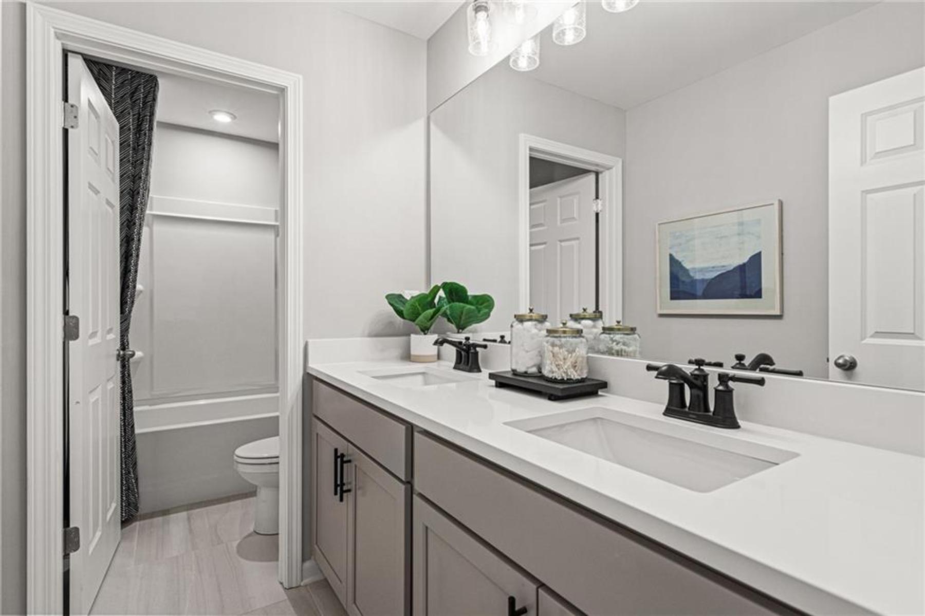 Image 32 of Davidson Homes' New Home at 598 Grand Wehunt Drive