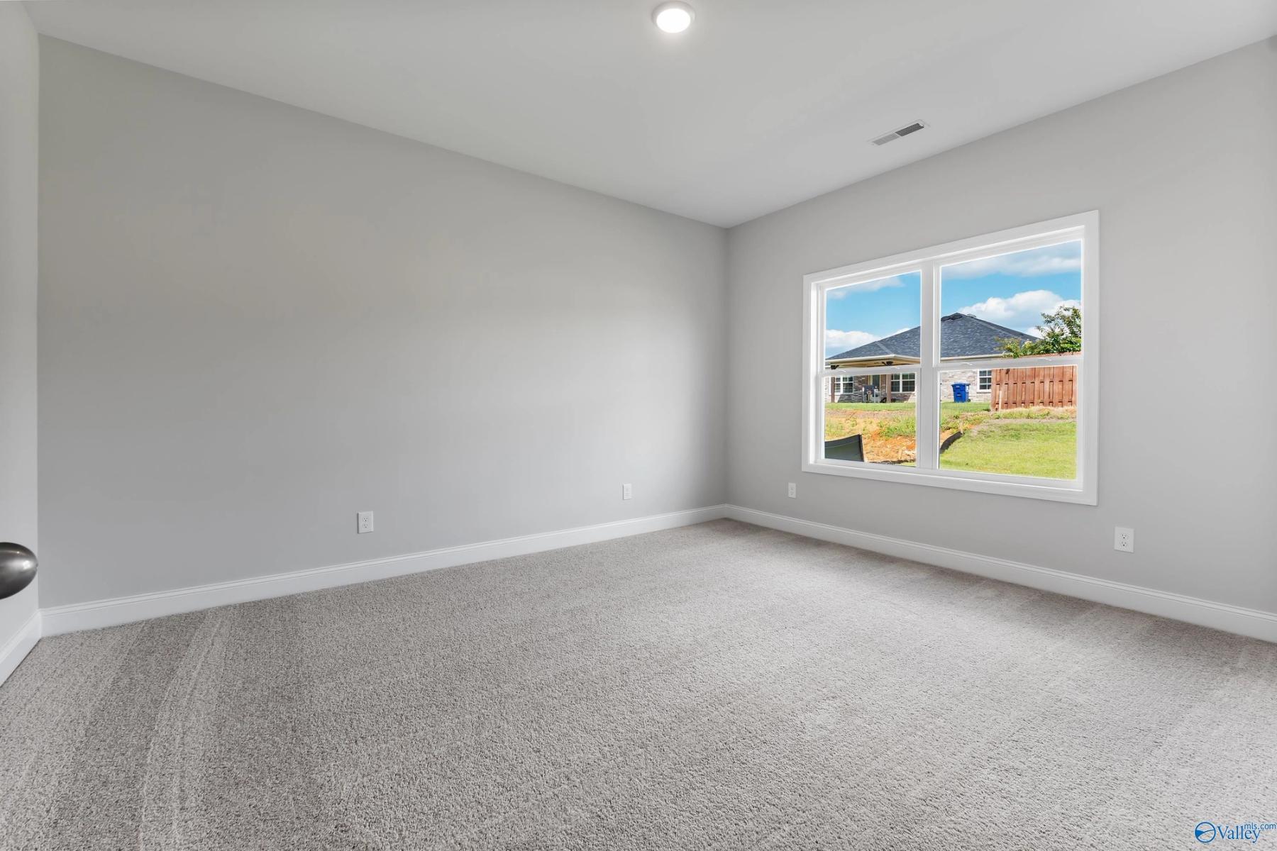 Image 20 of Davidson Homes' New Home at 219 Pine Island Avenue