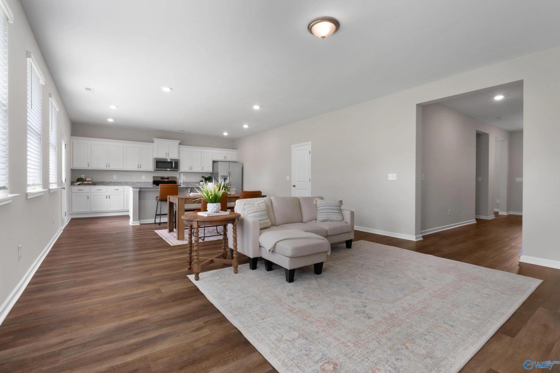 Image 5 of Davidson Homes' New Home at 102 Evergreen Mill Ln