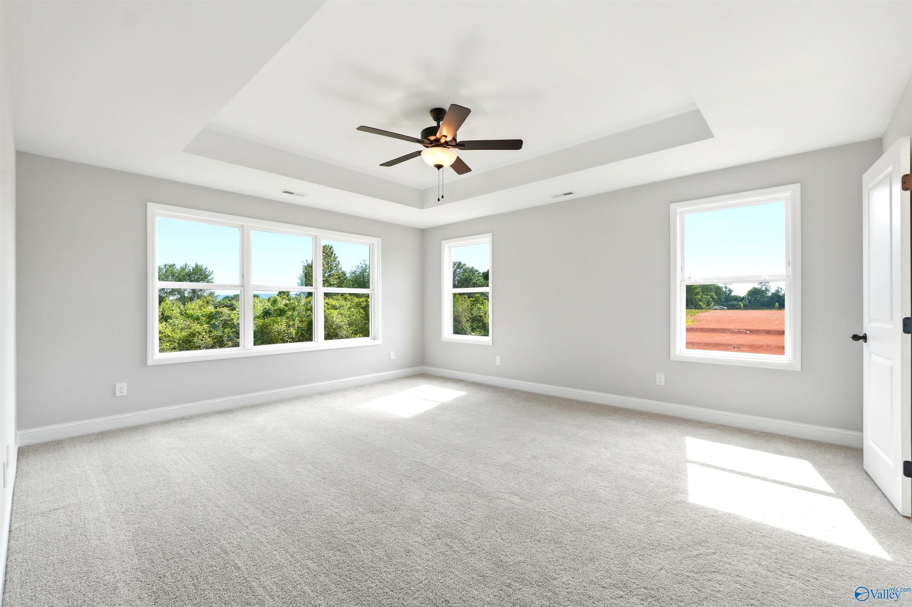 Image 5 of Davidson Homes' New Home at 122 Berry Cove Avenue